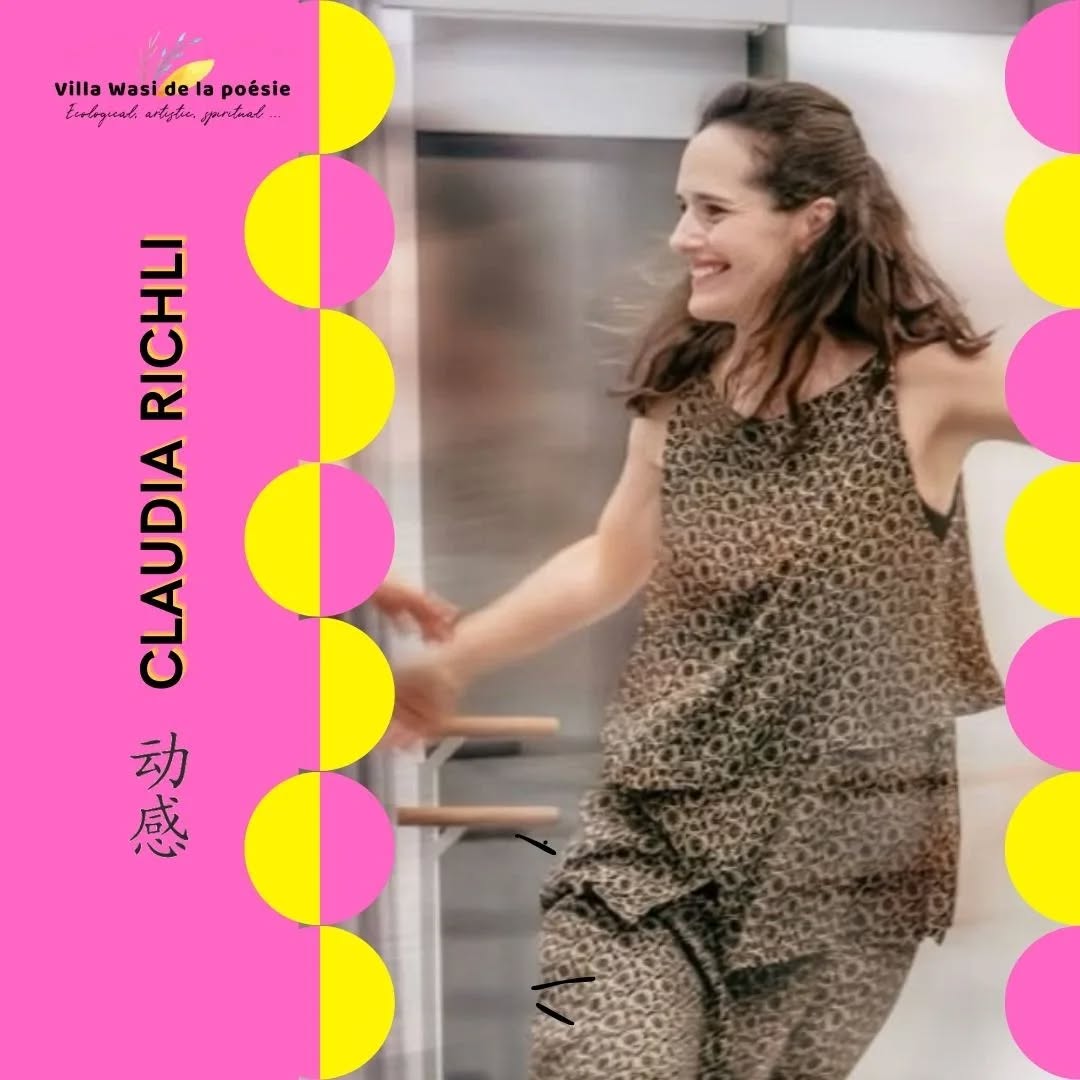 🌿 Estamos encantados de acoger a Claudia, coreóloga en residencia. Claudia se unirá a Villa Wasi junto a su hija, al igual que @leonoremercier y @mariemons
"Creo en el poder del movimiento para ayudarnos a vivir en una armonía más profunda con nosotros mismos y con el mundo. Nuestros cuerpos portan una inmensa sabiduría. Al encarnarnos más, nos volvemos más expresivos y más autónomos en nuestras vidas. Al ampliar nuestra gama de movimiento, reconfiguramos literalmente nuestro cerebro para acoger perspectivas, emociones y posibilidades más amplias".
Graduada del Conservatorio de Londres, donde vive desde hace once años, Claudia ofrece formaciones sobre la transición hacia la maternidad, para aprender a leer, sentir y guiar el movimiento desde un lugar profundamente humano, sensible y poético.
"Inspirada por Rudolf Laban y Pina Bausch, vivo y leo el movimiento. Aprecio la belleza en lo feo. La autenticidad y lo absurdo”