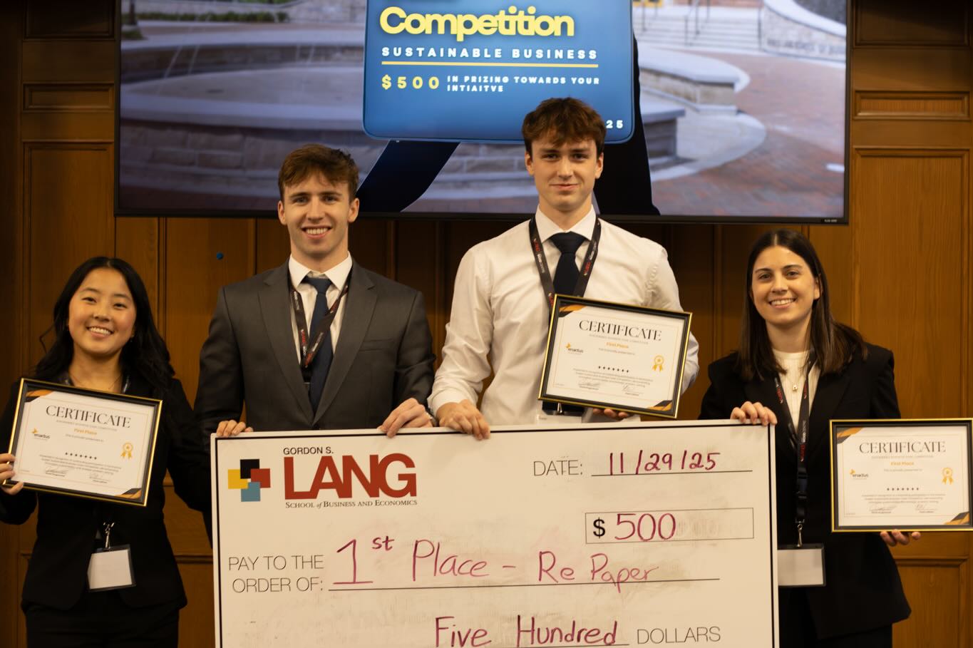 The Enactus Guelph Case Competition 2025: Sustainable Business
This weekend, student teams from across U of G came together to tackle environmental challenges with creativity and innovation!
A huge thank you to our judges Ruben Burga, Robert Edwards, Jessie Kennedy, MPM, and guest speaker Samantha Casey for sharing insights and supporting these incredible projects.
Congrats to all teams for your hard work, and shoutout to our top 3:
🏆 1st: Re Paper
🥈 2nd: Project seQUESTer
🥉 3rd: Seed the Wall
And of course, a massive thank you to our volunteers, couldn’t have done it without you!
#enactus #enactusguelph #enactuscanada #uofg #uofguelph #universityofguelph #sustainability #case #composition