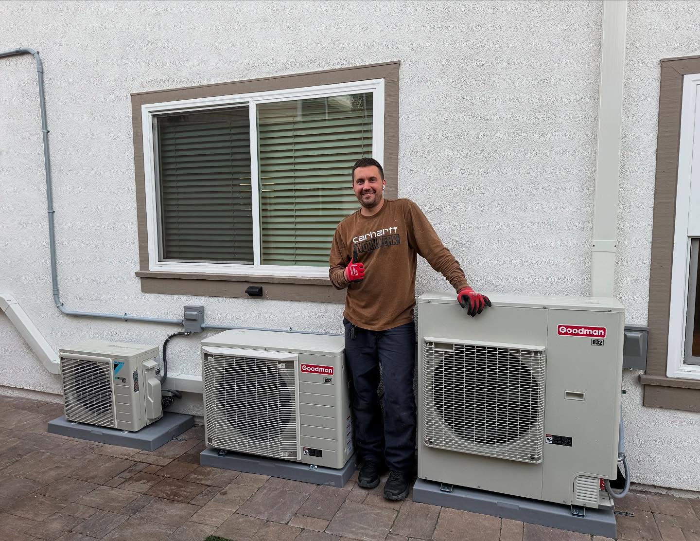 State of art Goodman and Daikin heat pump systems were installed in a beautiful Laguna Niguel house #hvacinstall #hvactechnician #hvacreplacement #heatpump #ac #lagunaniguel #orangecounty