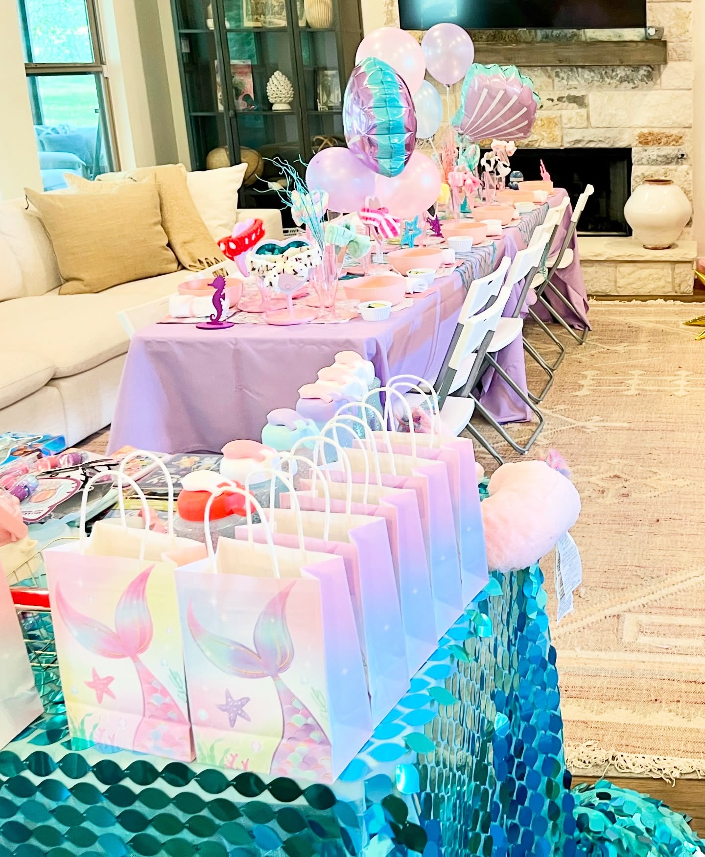 🧜🏽♀️ SPA PARTY 🧜🏽♀️ We bring the spa 🧖♀️ and the party to you 🚙
#spapartyforkids #kidsparty #spadayvibes #spaathome #cedarparktx #cedarpark #drippingspringstx #roundrocktx #leander #leandertx #southaustin #downtownaustin #downtownaustintx