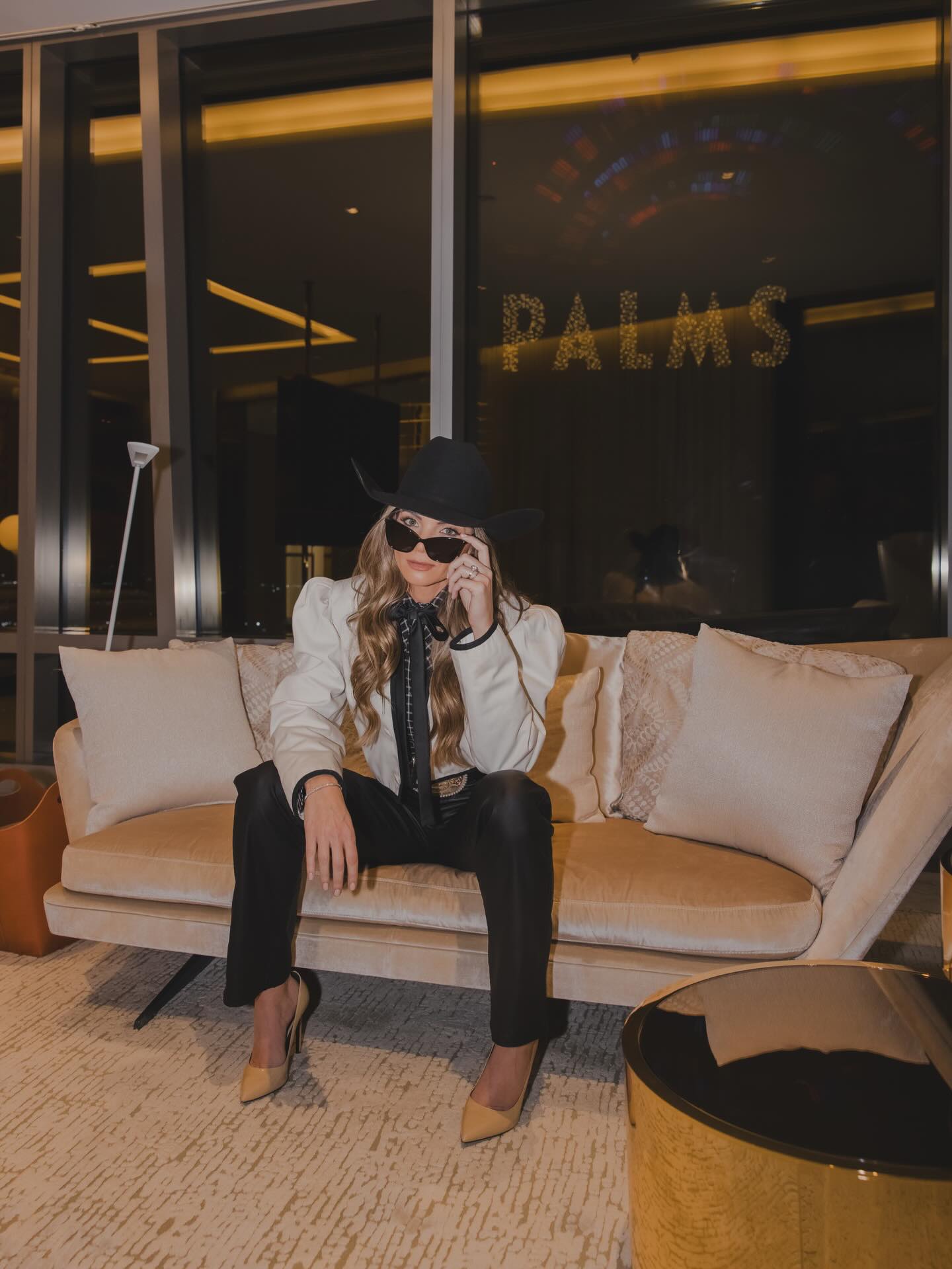 Night One with THE leader of the pack, @tifcooper.
@palms | @lasvegasnfr | #lasvegas | #nfrfashion | #throwbacknight
Photographed by @elizabethhay_ and styled by @youcancallmemilton
