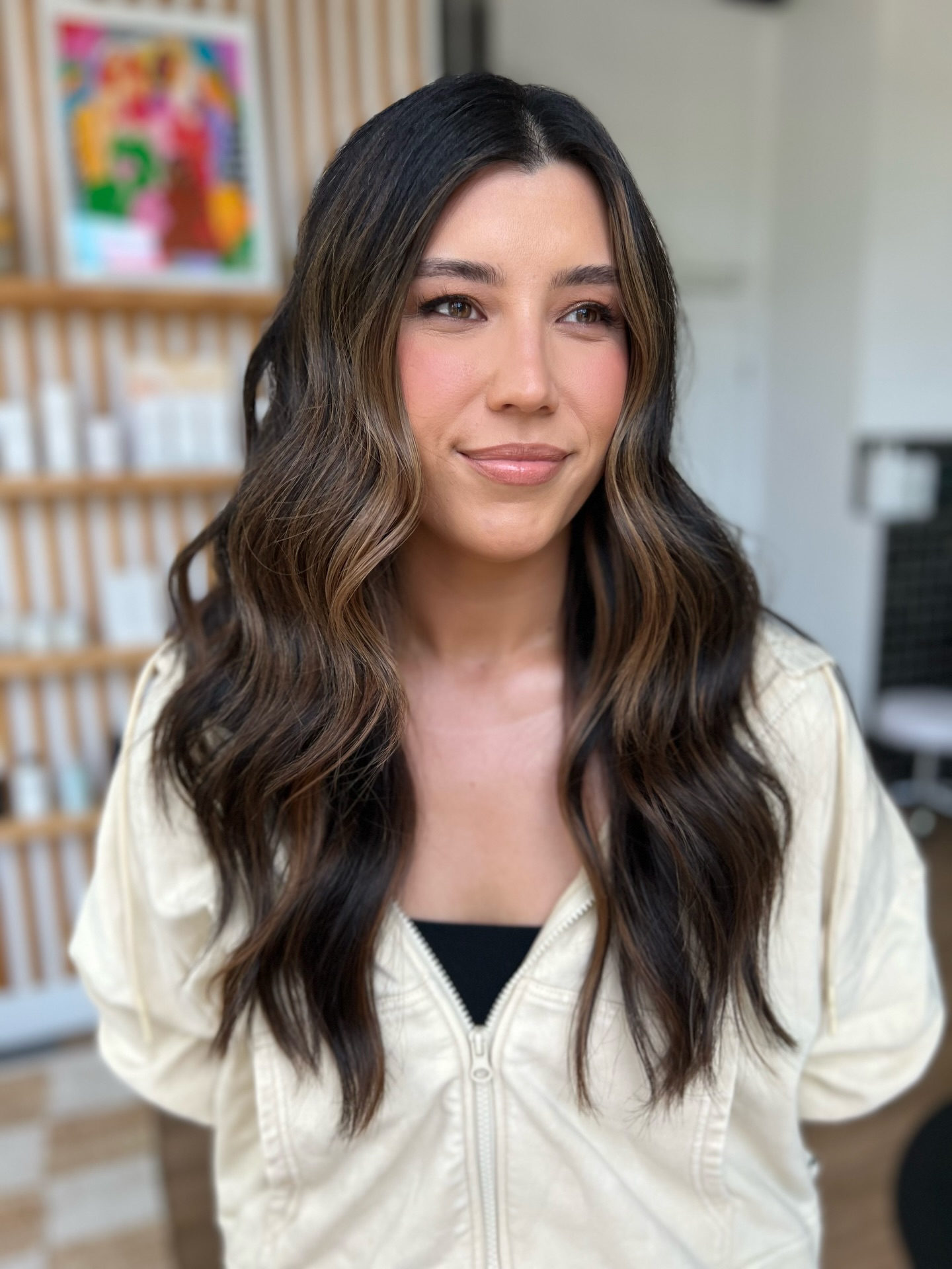 2025 is quickly coming to an end 🤯
Grateful for all my ladies and another year of doing hair 😘
2026, here we come 🍾