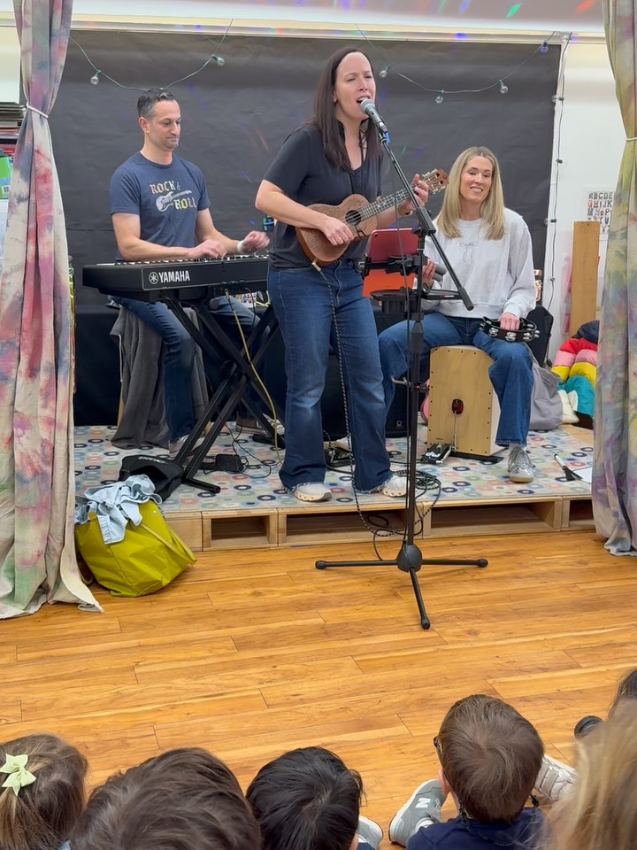 Meryl, one of our Threes teachers, is a member of a band called Fire Dragon. Today, she and two of her fellow band members performed two songs for Brooke and MJ's Kindergarteners who are in the midst of a Band Project. Meryl's class also came to listen to their teacher sing. After the performance, the band members invited the K friends to investigate their instruments and perform the songs they have been practicing. 🎤
**********************************
#LCDS
#LearningCommunityDaySchool
#PlayBasedLearning
#Preschool
#WestportCT
#FairfieldCounty
#EmergentCurriculum
#GrowingLifeLongLearners
#ProjectApproach
#TheBandProject
#FireDragonBand
#SocialEmotionalLearning
#CommunityBuilding