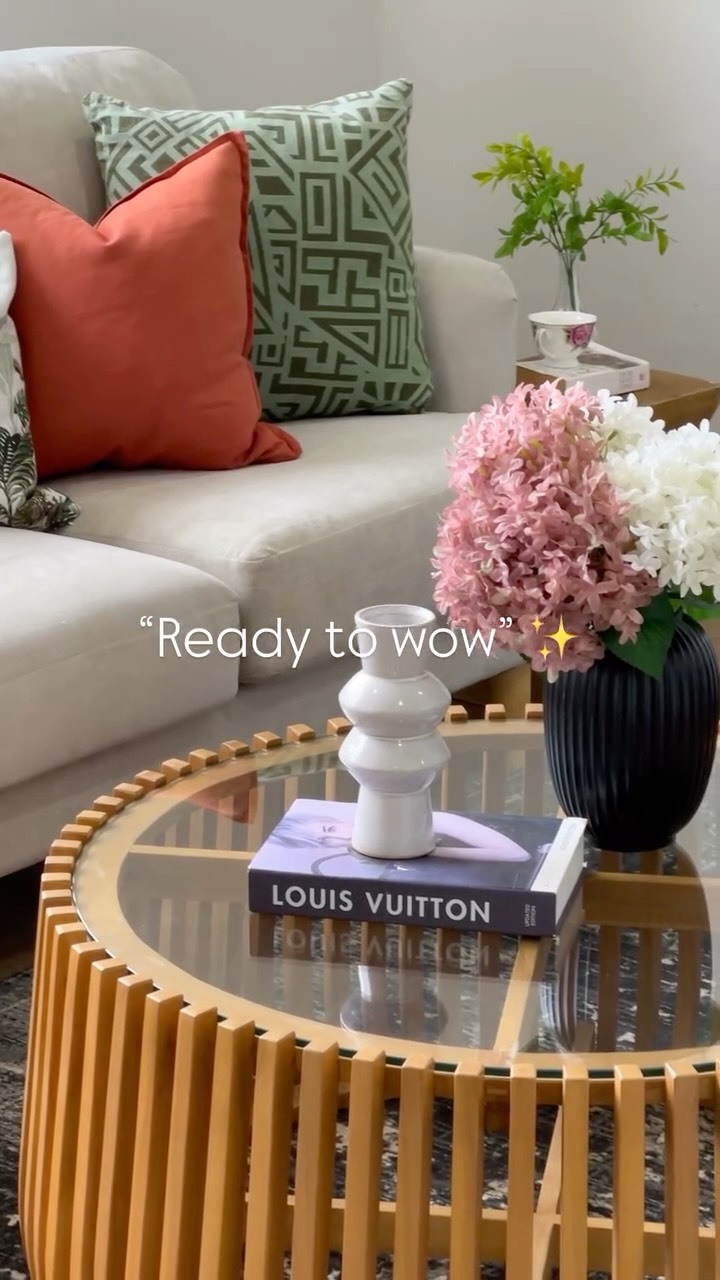 Buyers don’t imagine, they feel — let them fall in love✨
#stagingsells #stagingtosell #propertystyling #propertystylingcanberra #canberralocals