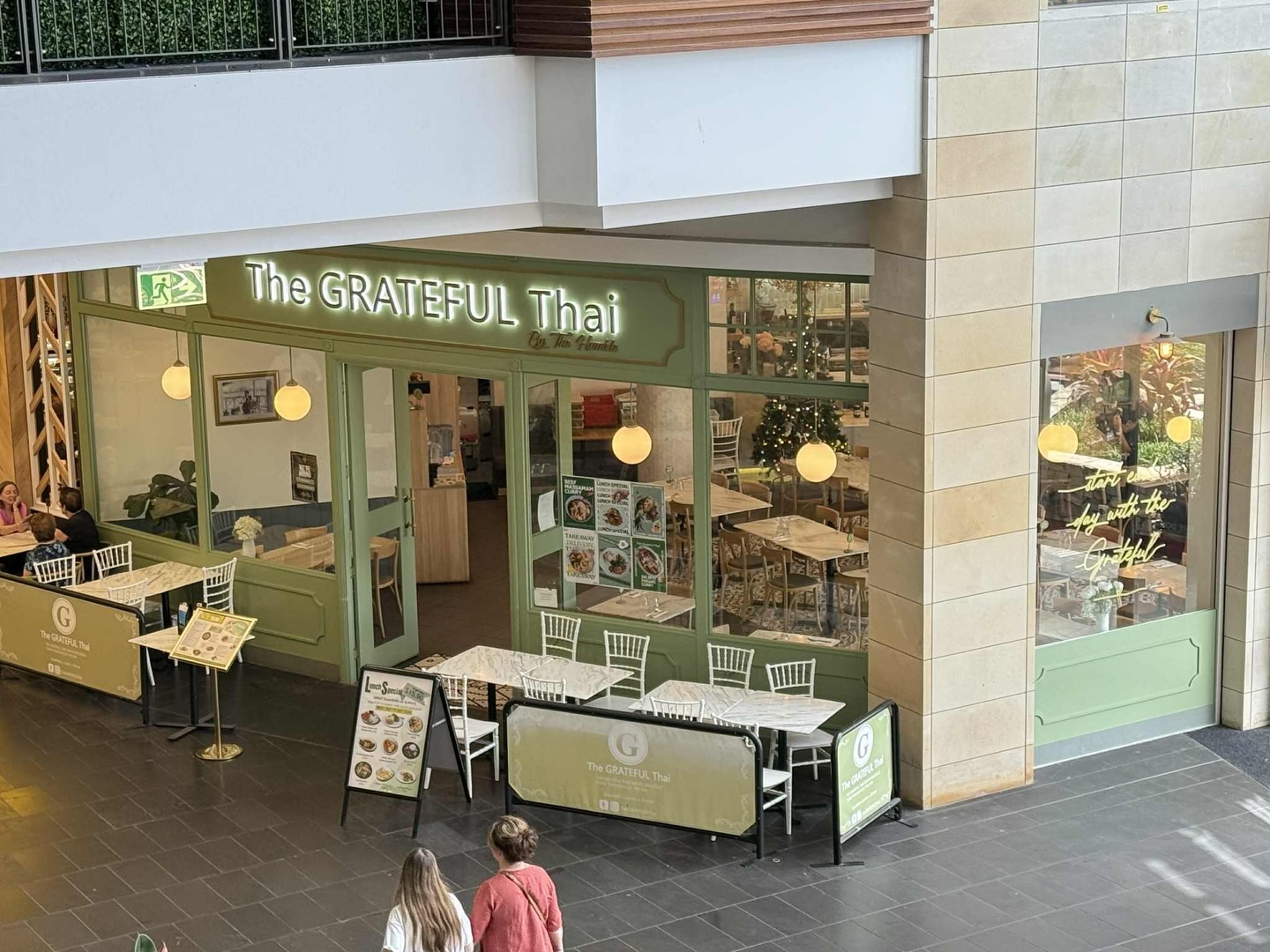 The Grateful Thai where you can enjoy great food after shopping or lunch in, with takeaway & delivery available.
#thegratefulthai
#charlestown