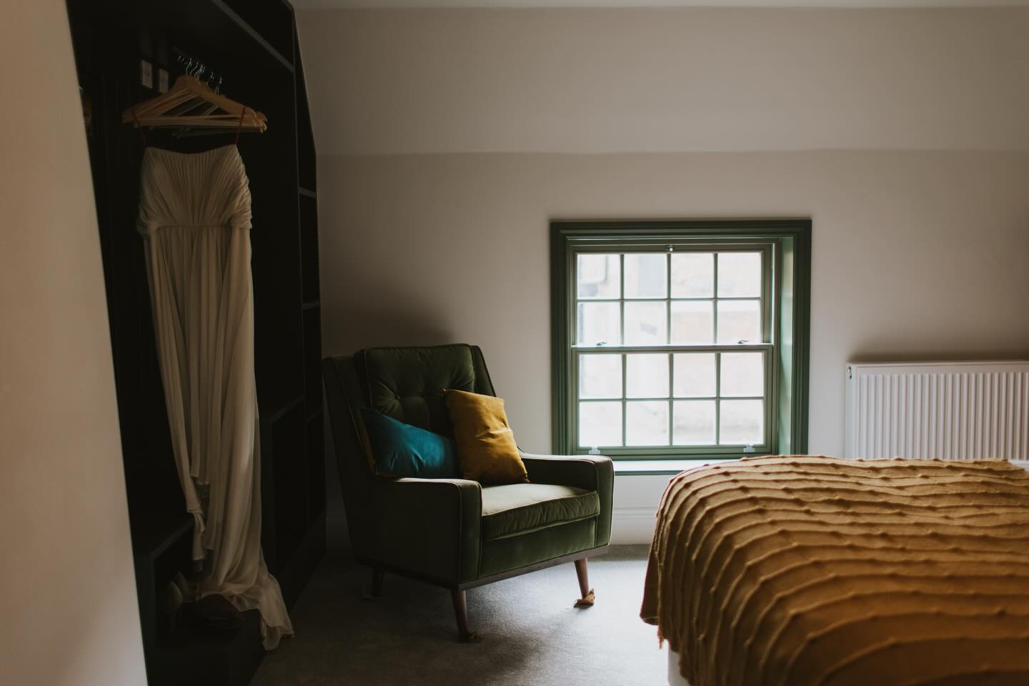 Nothing quite compares to the beauty of a sliding sash window. All of our sash windows take traditional design but then uses modern methods to create a window suitable for homes in the 21st century. All our timber is slow grown for durability and engineered for stability and finished using water based products to allow the timber to breathe. With countless options, you can genuinely create a window unique to your home