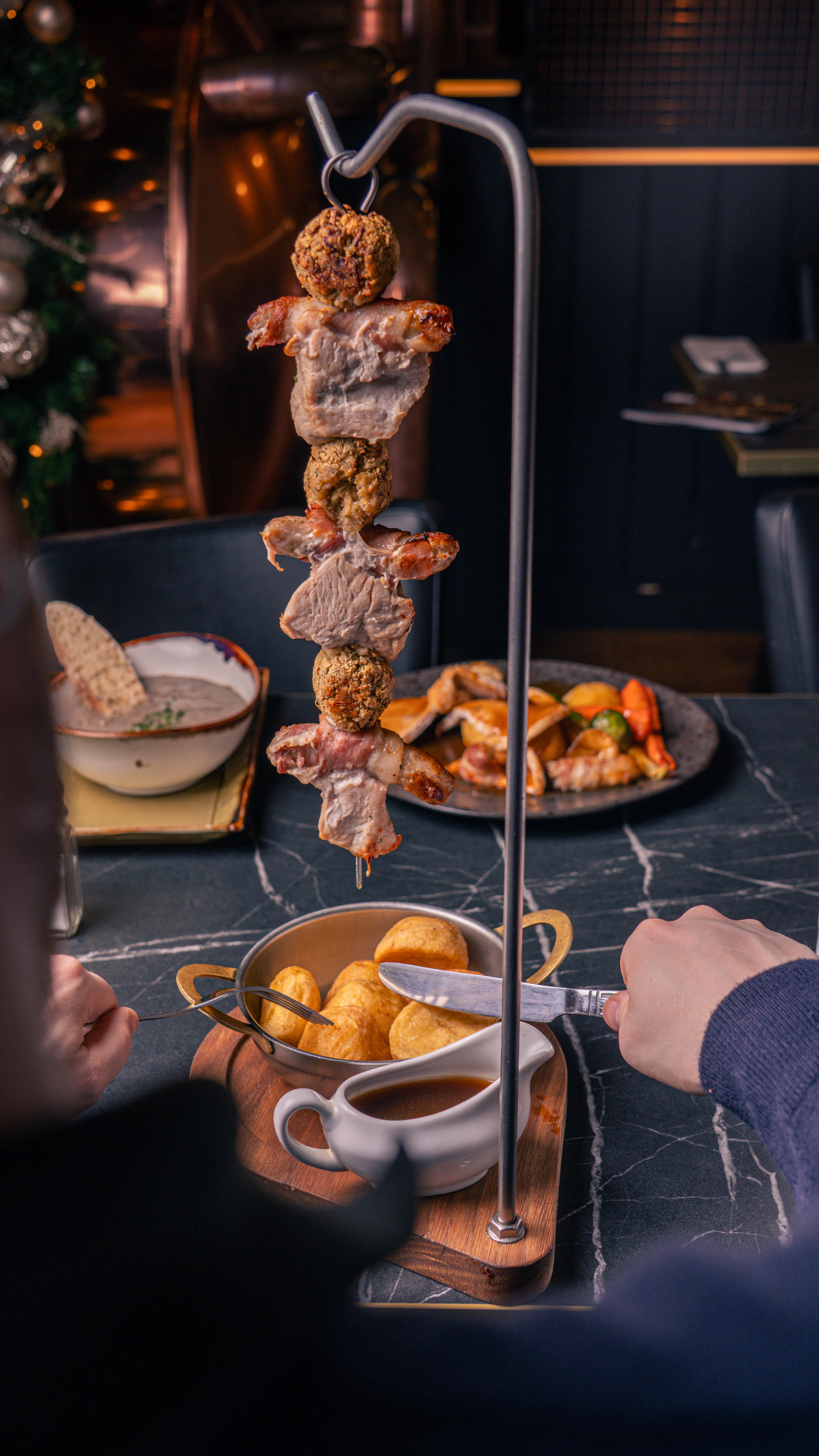 The decorations are up, the food is sizzling, and the Christmas vibes are officially ON 🎄🔥 If you’re after cosy energy, festive flavours and a place that just feels like December, the Smokehouse and cellar Knutsford is ready for you.
-
-
#knutsford #smokehouseandcellar #bbq #restaurant #christmas #cheshire #christmasdinner