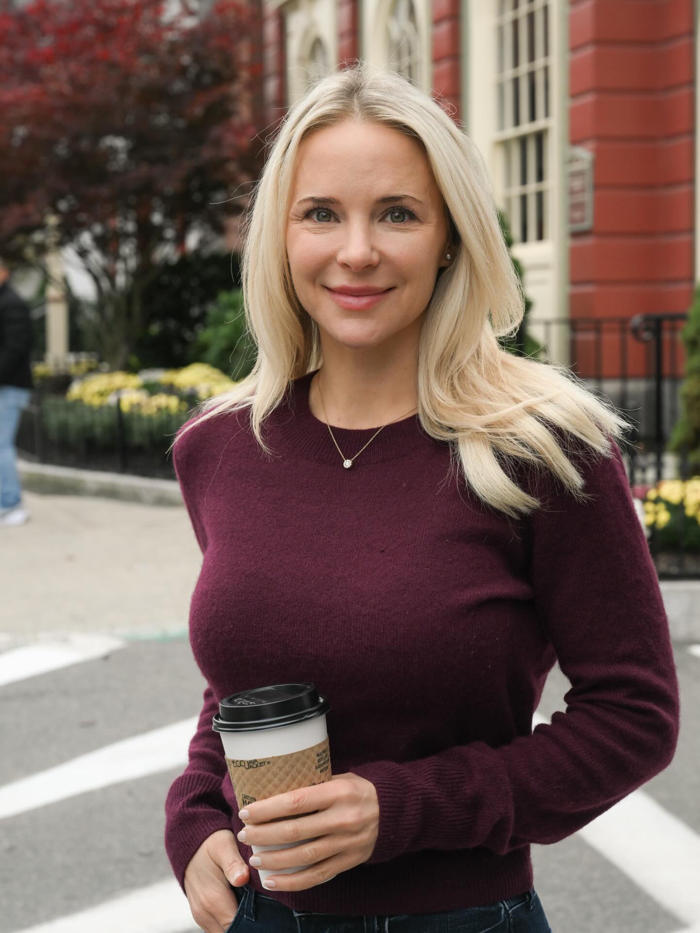 Personality and professionalism: best of both worlds✨
Our team worked with Jamie Freedman, a South Shore real estate agent, to capture her expertise in the market, her passion for helping clients find their dream suburban home, and a little bit of her personality and love for the South Shore.
Showcasing this content on her social channels and other platforms, like her website, helps create a consistent brand feel throughout.
Photography + Marketing for #BlueSevenClient | @southshorejamie
#photography #digitalmarketing #socialmediamarketing