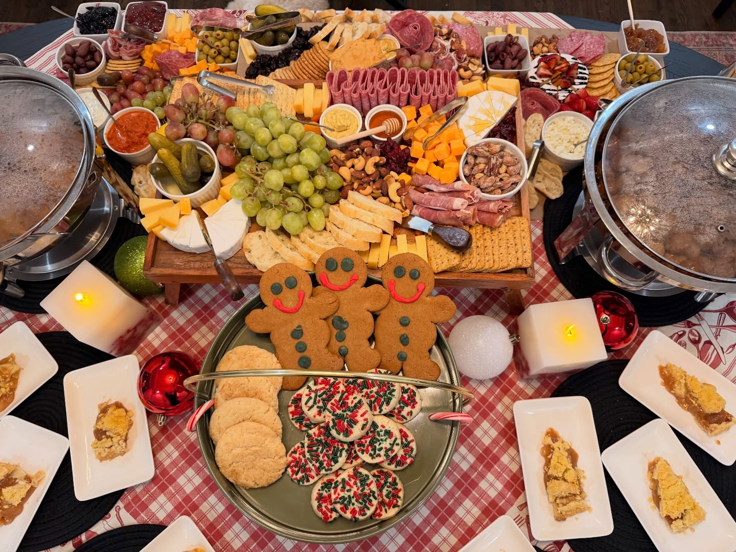 It’s the most wonderful time of the year- Christmas party season! Book your party before December 10th and receive a 10% discount and a free batch of a dozen cookies. ♥️🎄#chef #foodie #asheville #wnc #smallbusinessowner