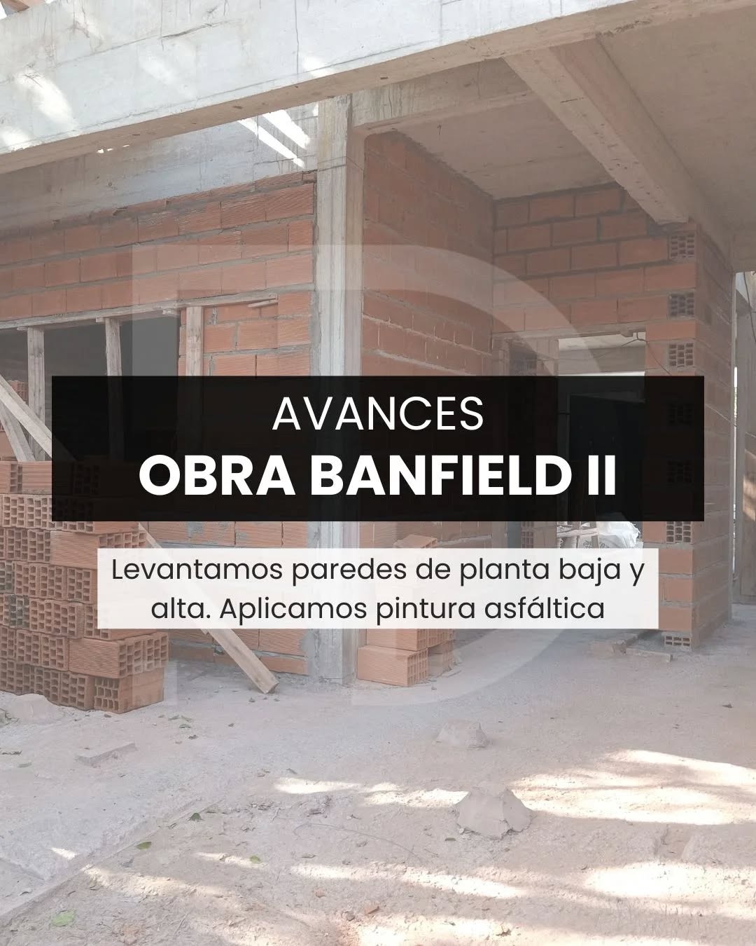 Avances en 📍Obra Banfield II
Les mostramos los muros de planta baja ya levantados! Y arrancamos con la planta alta! También aplicamos pintura asfáltica 💪
¿Qué etapa del proceso te interesa más? 🤩
¿Tienen dudas? 🤔 Los leemos! 👇
#obra #banfield #hormigón #LlenadoDeLosa #estudiodearquitectura #vivienda #direccióndeobra #ensayodeasentamiento #obra