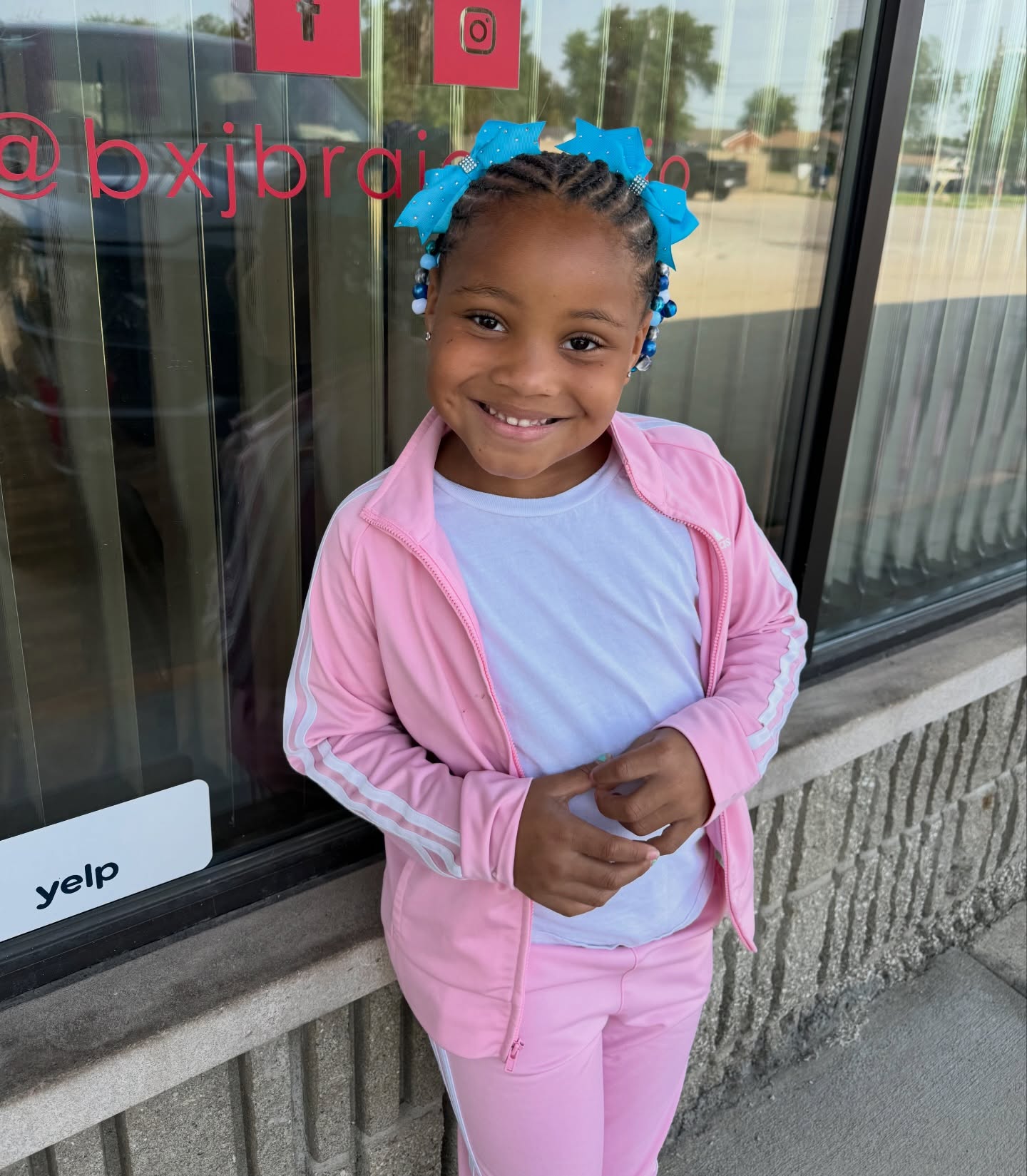 Moms love clean, simple braid styles 💗
What style should we show next?
#KidsBraids #MomBraider