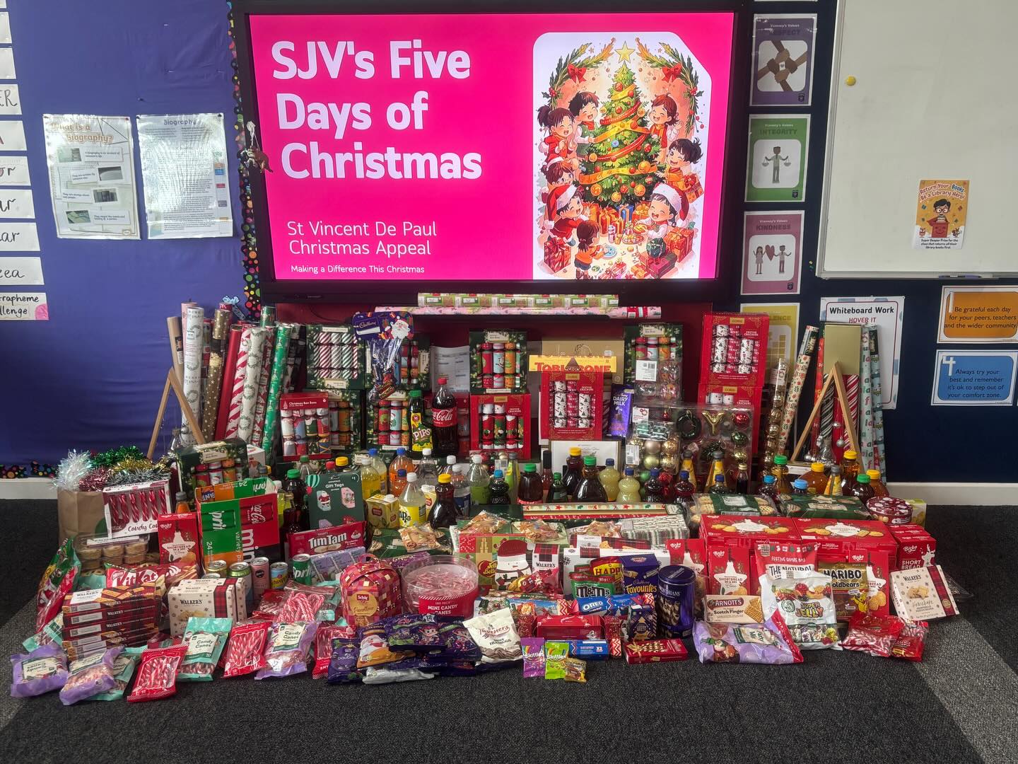 SJV’s Five Days of Christmas!
All donations will be going to the St Vincent De Paul Christmas Appeal.
What an amazing contribution from our amazing SJV community!
Thank you to our Year 5/6 students for seeing this initiative through! 🎄