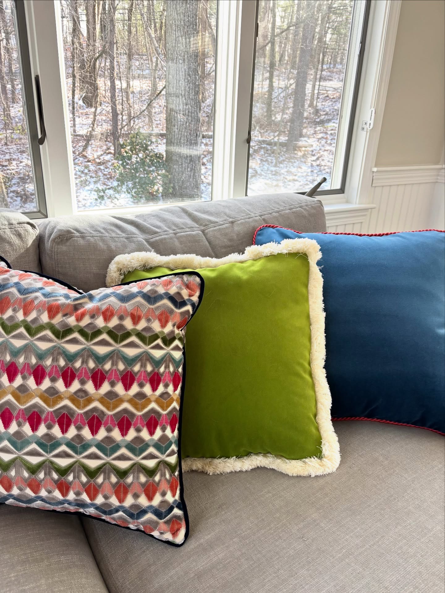 There’s nothing better than custom pillows in fun bold patterns
Pillows designed by moi
.
.
.
#custompillow #custompillows #customupholstery #familyroomdecor #familyroom #interiorhomestyle #interiorhomedecor #homedecoratingideas #homedecoratıon #homedecorationideas #makehomeyourhaven