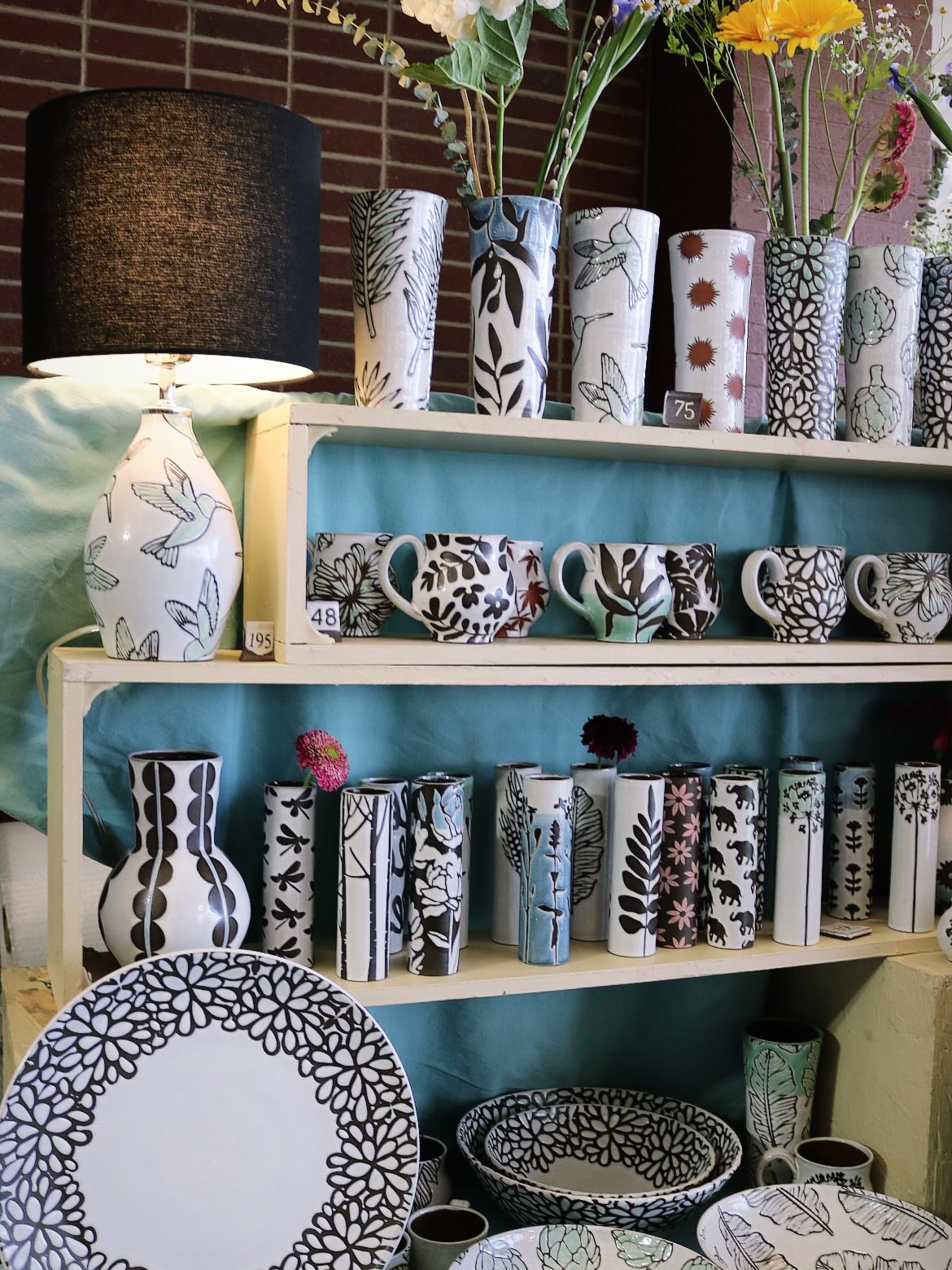 @littleredwagonmarket Last Holiday Market ending today at 4 pm in Ithaca, NY ♥️❄️🎄 #pottery #ceramics #ithacany