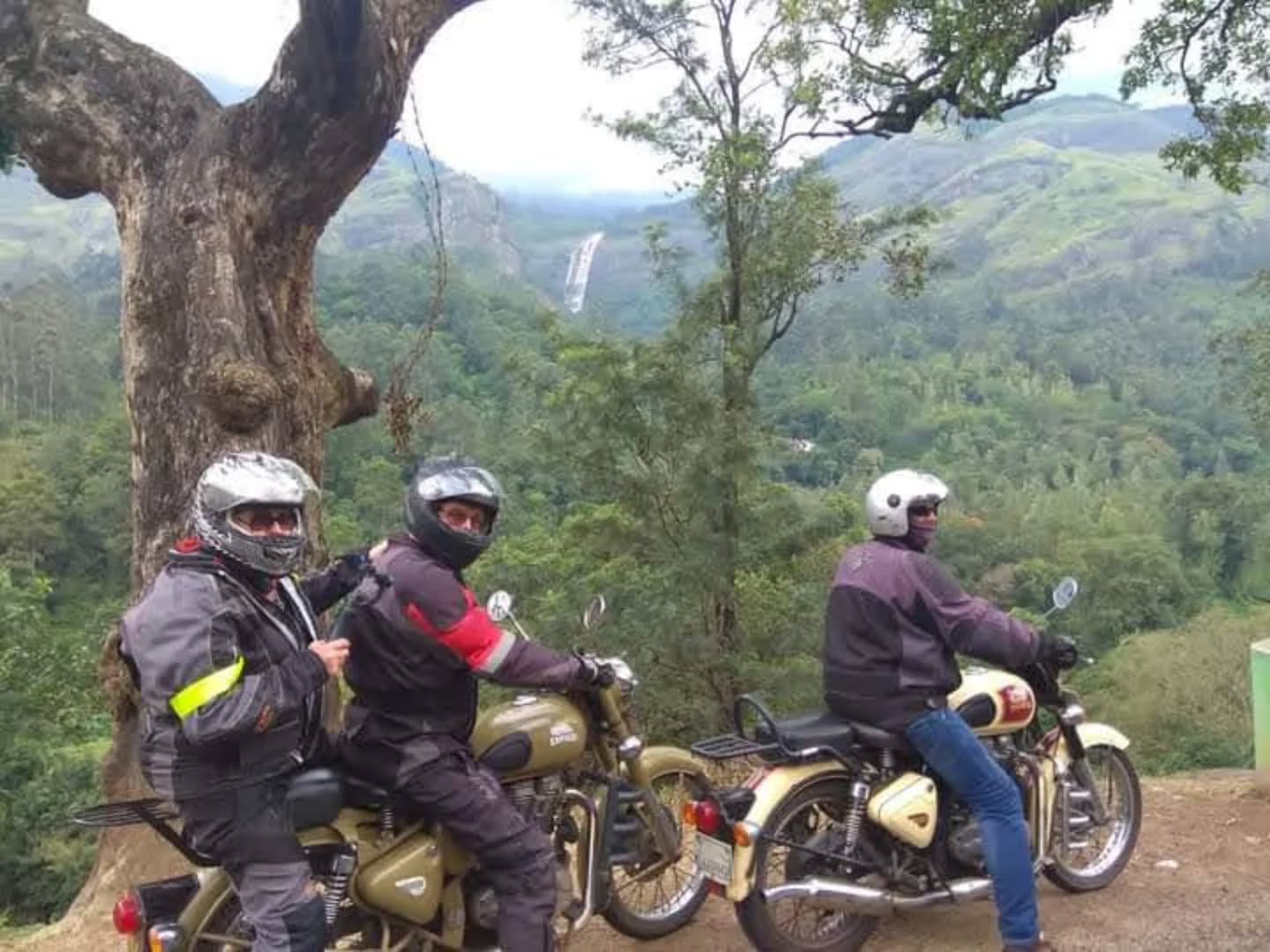 Miles of dust, silence, and shared fire.
Brotherhood is the real destination.
#LadakhRide
#RideToUmlingLa
#LadakhMotorcycleExpedition
#HimalayanRide
#MotorcycleTourIndia
#BikersOfIndia
#TwoWheelsOneLove
#RoadToLadakh
#HimalayanOdyssey
#AdventureOnWheels
#TravelIndia
#IncredibleIndia
#Wanderlust
#TravelGram
#ExploreMore
#SeeTheWorld
#TravelAddict
#AdventureTravel
#BucketListTrip
#OffbeatTravel
#Himalayas
#MountainsOfIndia
#HighAltitudeRider
#SnowPeaks
#DesertToSky
#NatureLovers
#LandscapePhotography
#WildRoads
#GoExplore
#NatureAddict