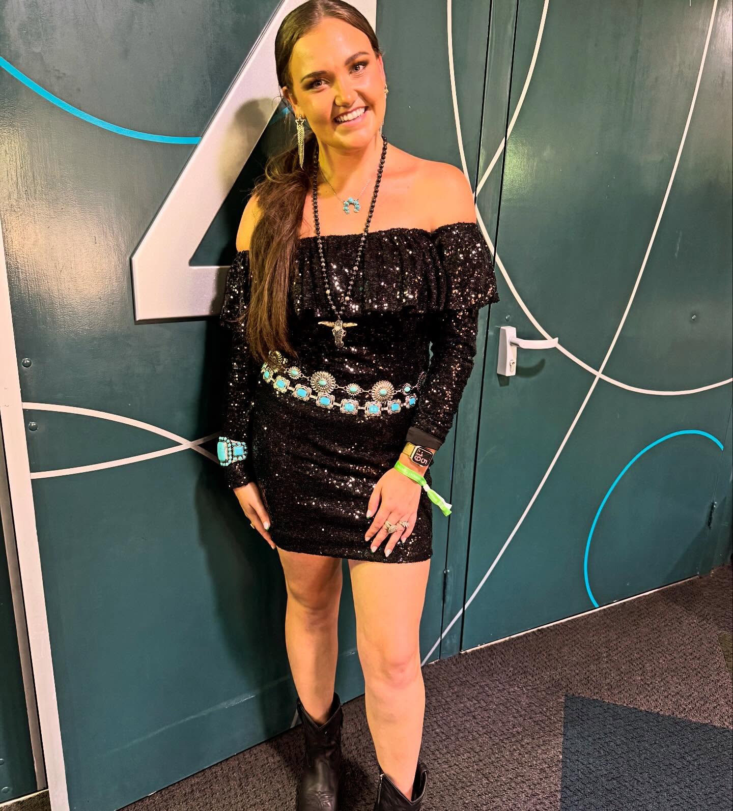 Still not over @kelseaballerini at the @brisbaneentcentre 🫶 singing my heart out, dancing all night, and feeling everything!!
Boots: @lane.official @lanebootsaustralia @tamworthbootbarn
Accessories: @kickasscountryau