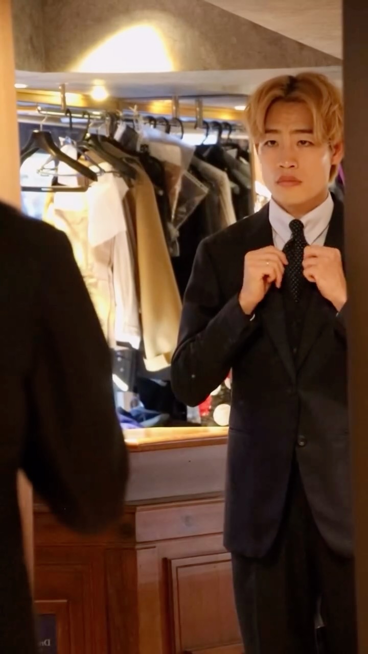 .
.
Work hard. Run free.
仕事に本気で向き合い、
走ることで自分を整える。
その積み重ねが、スタイルになる。
#ordersuit
#tailor
#tailoring
#drapperhope