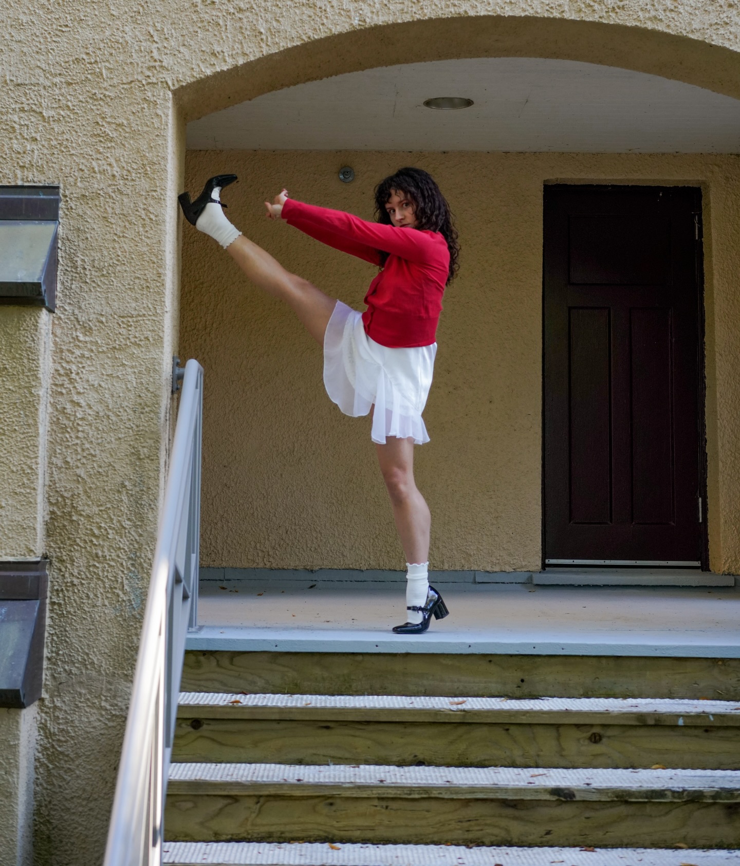 Introducing: JAMIE SAMOYLOFF ⭐️
🎓 4th year in Dietetics
Hometown: Penticton, BC
Years dancing: 12
Year on team: 4th
On behalf of the UBC Dance Team, we want to thank Jamie for her hard work planning and executing our term 1 photoshoot!!
Please give her some well deserved love 🤍🤍