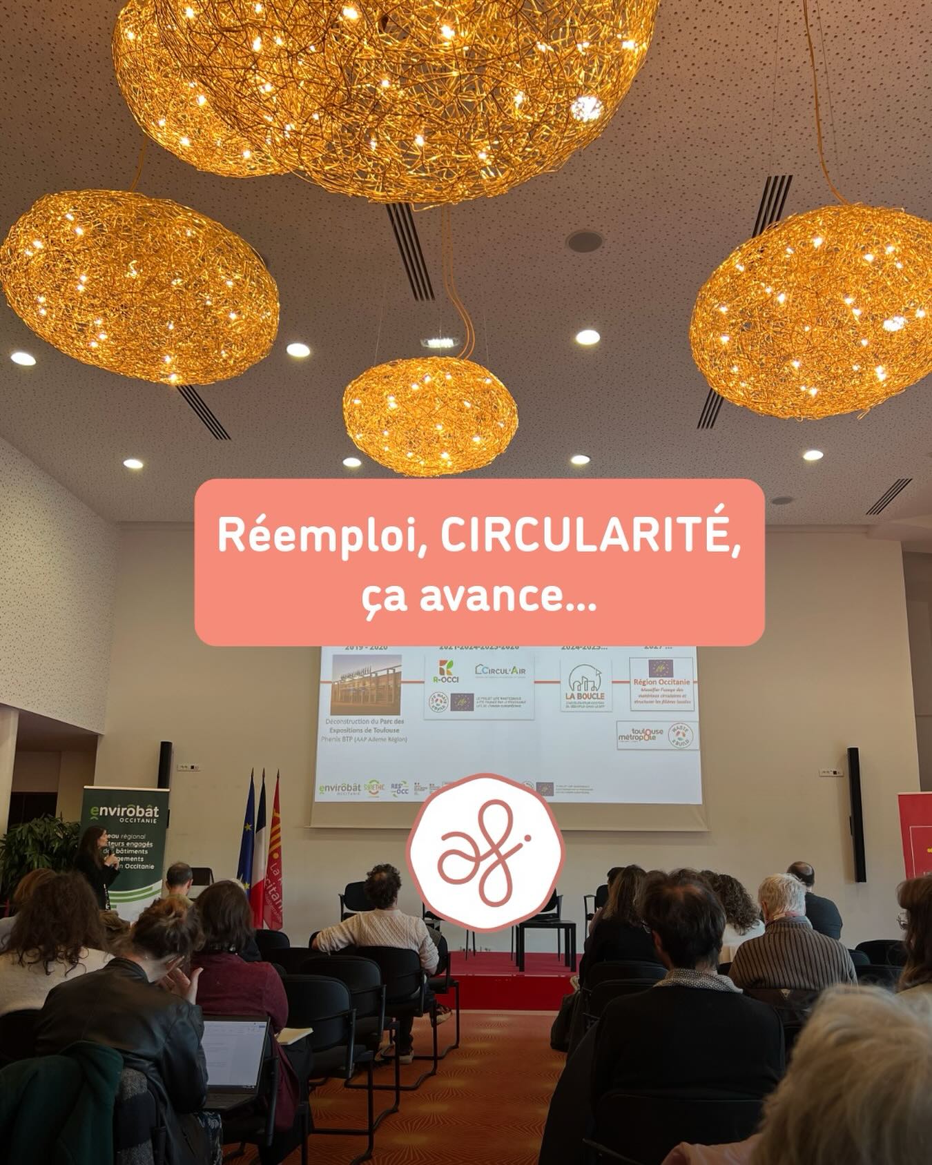 La semaine dernière, j’étais au lancement de La Boucle, l’accélérateur occitan du réemploi dans le BTP.
Le message est clair : on ne peut plus concevoir sans penser réemploi, circularité et impact réel.
Et c’est exactement ce qui guide mes projets.
Je rejoins aussi officiellement le réseau Envirobat Occitanie, parce que la transition se fait ensemble, sur le terrain.
Montpellier, Occitanie, on avance. 🌿
#réemploi #btp #architectureintérieure #occitanie #montpellier #transitionécologique
Aurélie Faure, architecte d’intérieur durable à Montpellier.