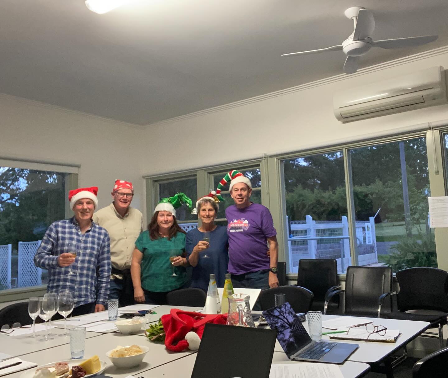 From our committee (in very festive hats!) to all our members, volunteers, and participants - Merry Christmas and happy holidays!
Thank you for being such a special part of the Community House this year.
Most activities will be reduced during the school holidays, and weâll be taking a break from 24 December to 5 January.
We canât wait to welcome you back in 2026!