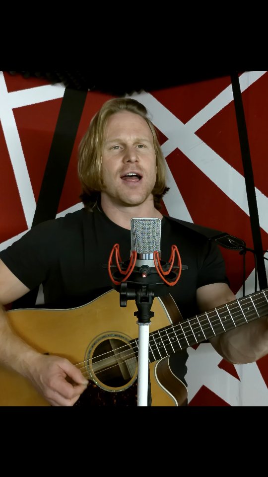 You are... my fire🔥 Hüt mal öppis us de 90ger🎶
Am nächschte Sunntig Abig 14.12 wieder ide legendäre @tijuanabardavos
#youaremyfire
#iwantitthatway
#backstreetboys
#90smusic
#90spop
#vocalsandguitar
#acousticevergreens
#evergreens
#imissthe90s
🎸 @waldenguitars @walden.guitars.europe
🎙 @neumann.berlin