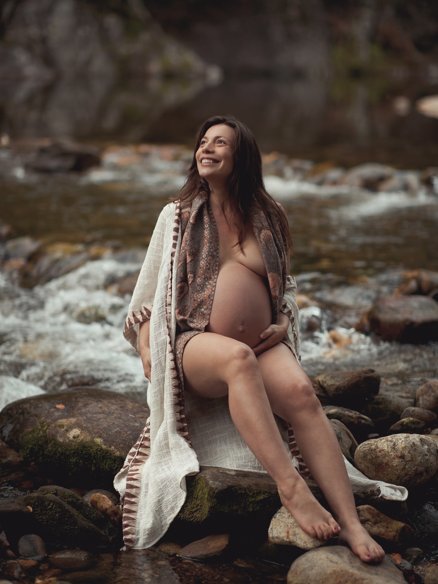 Within Mother lies the sacred womb,
the source of all creation,
the source of Love itself.
She expands
with divine tenderness,
unwavering strength,
and infinite wisdom.
From deep within her darkness,
through stillness, softness and surrender,
she gives birth
to the Light.✨
——
Sacred Motherhood Photography, Asheville, NC