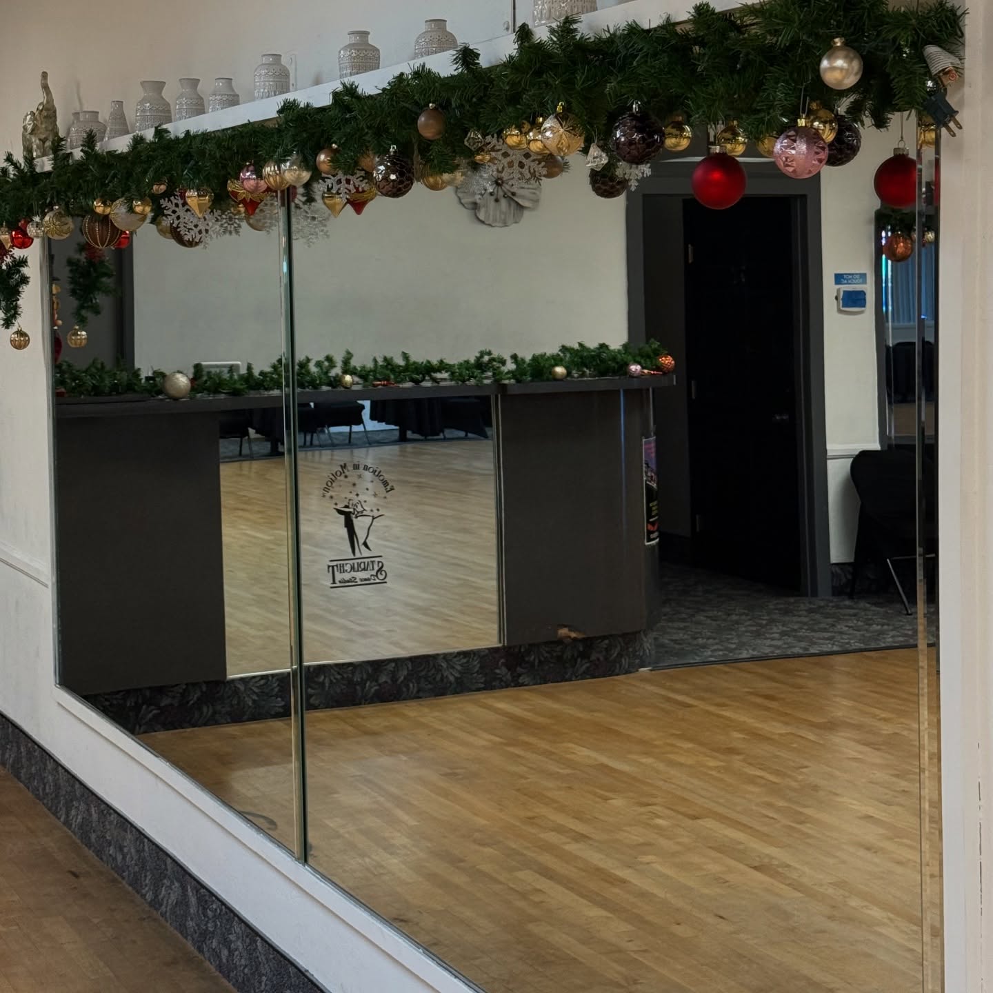 Save the date, our annual Starlight Holiday Party is coming up on Saturday, Dec 20th!
7:30pm - All Levels Workshop w/ Tara and Sam!
8:30pm - Social Dancing with dj Tocco!
We will have a lot of fun music, games, social interaction! Egg nog and cookies are provided!
Pricing:
Workshop - $20
Dance only - $15
Workshop + dance pass - $25
No pre-registration necessary- Pay at the front desk.
Intro class - FREE! Social dance is also free to anyone attending the intro class! âBring a Friendâ to the intro class and you get $5 dollars off.
OC discount: Drive from Oceanside or further and get $5 off!
All Stars/Champs can come for free!
COVID PROTOCOL
Vaccination and masks are optional.
As always, message us directly or email at starlightdancesd@gmail.com if you have any questions!