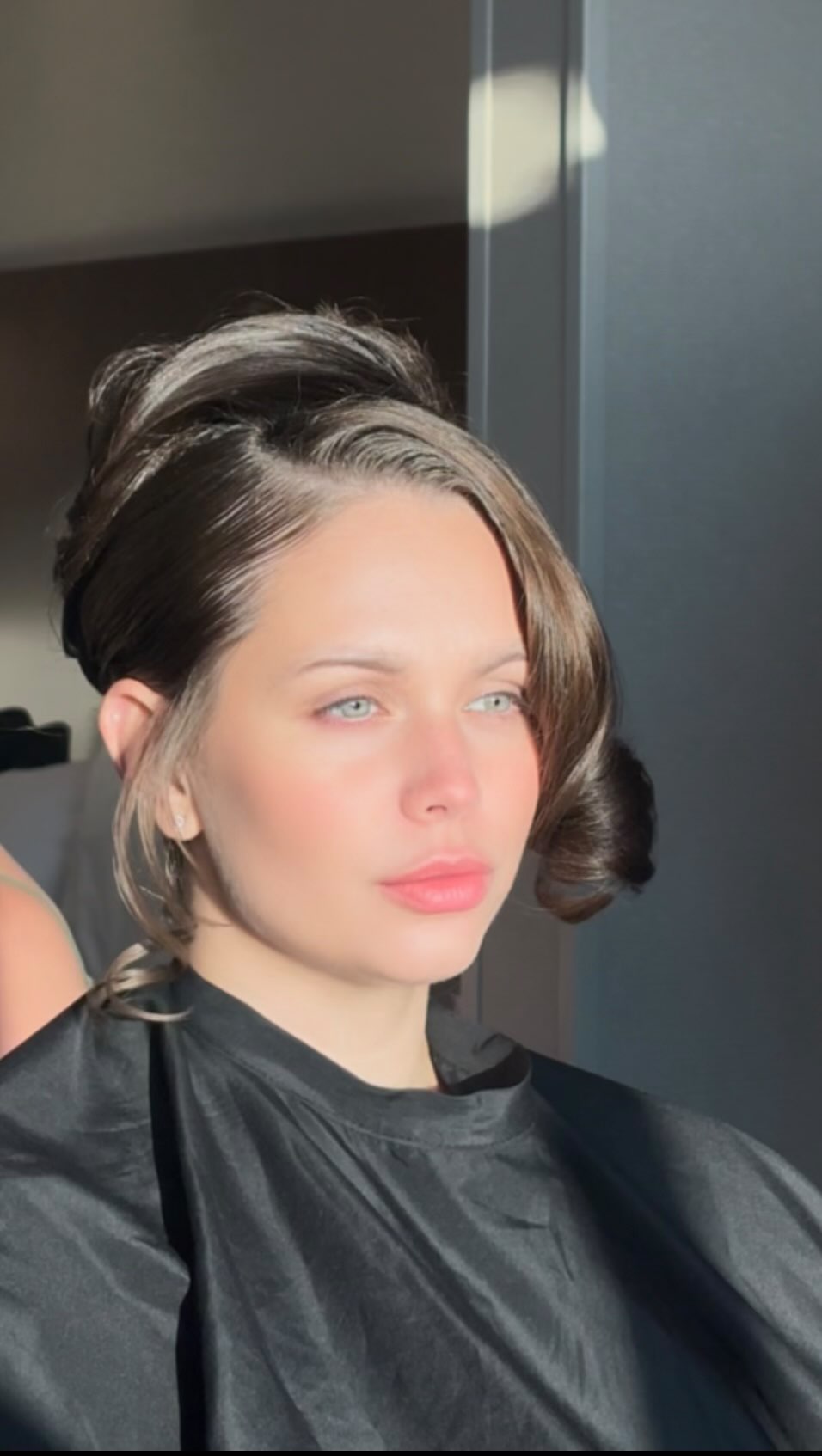 Soft, timeless, and crafted to enhance every detail , from your gown to your makeup to the way you feel walking down the aisle.
This style is secure, elegant, and designed to last through every moment of your day, without losing its softness or shape.
Now booking 2026 and 2027 bridesmaids and bridal parties . Let’s bring your vision to life.