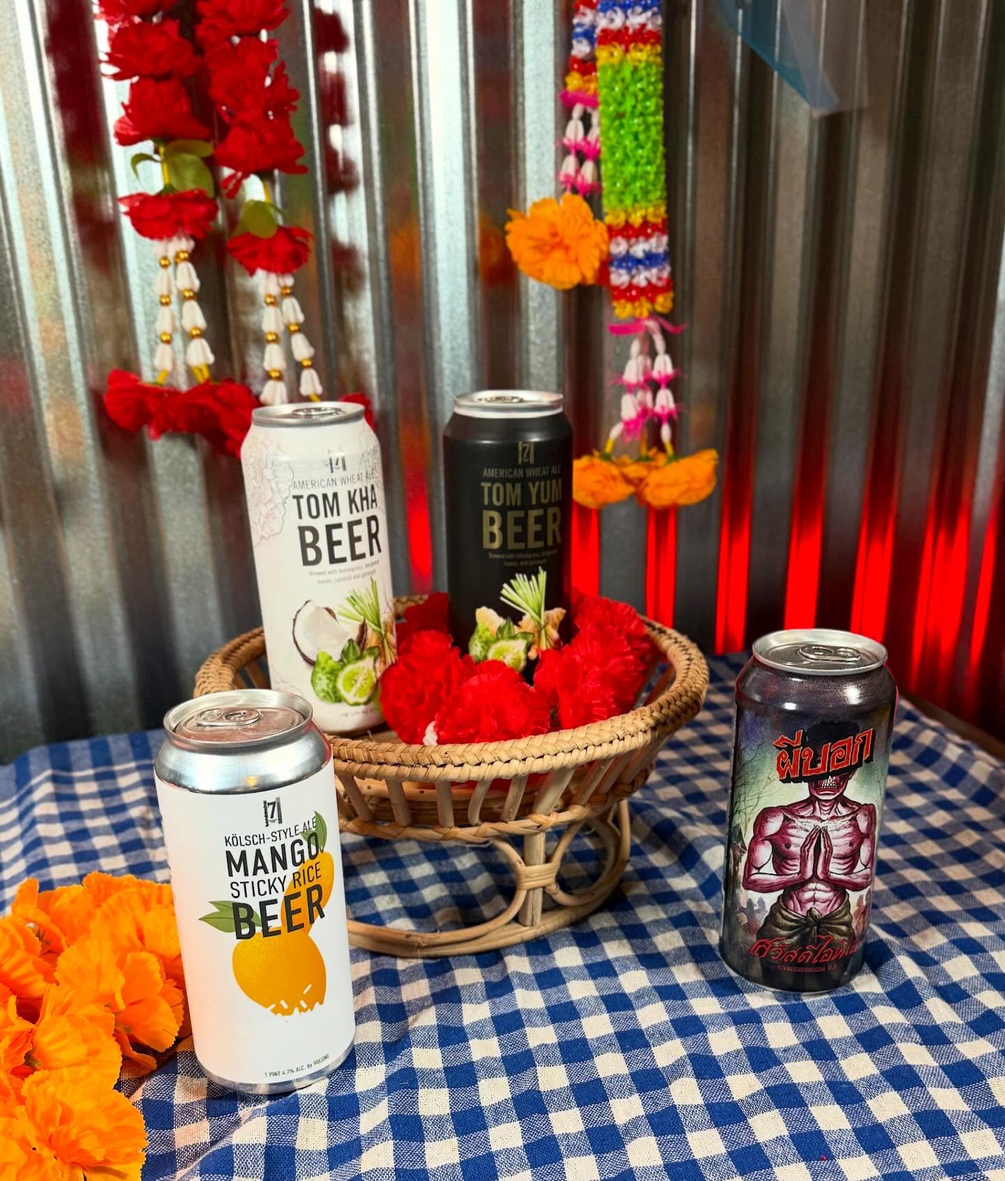 It’s BEER O’clock⏰in BANGKOK STREET