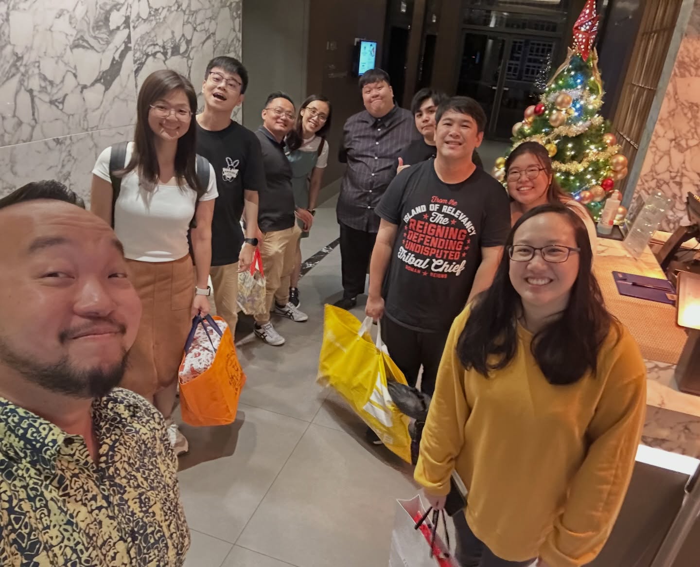 👮♀️👨🏻🦳
“Police Nab My Dad”
Another year of celebrating the festive month with these fine lads, some with their partners. Cheers to a wonderful conclusion to 2025!