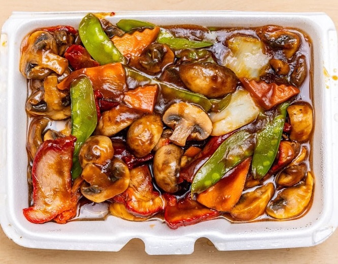 🌏✨ When we say you can shop the world on Central Ave, we mean it — and sometimes that trip leads straight to one of our longtime community favorites: Panda 🇨🇳🥢
From comfort-food classics to bold flavor combos, Panda is the spot locals swear by. If you know, you know… and if you don’t, consider this your sign to join the fan club.
📍Panda
143 Central Ave.
Albany NY 12206 🍜🎉
One avenue. Seventeen countries. Endless flavor.