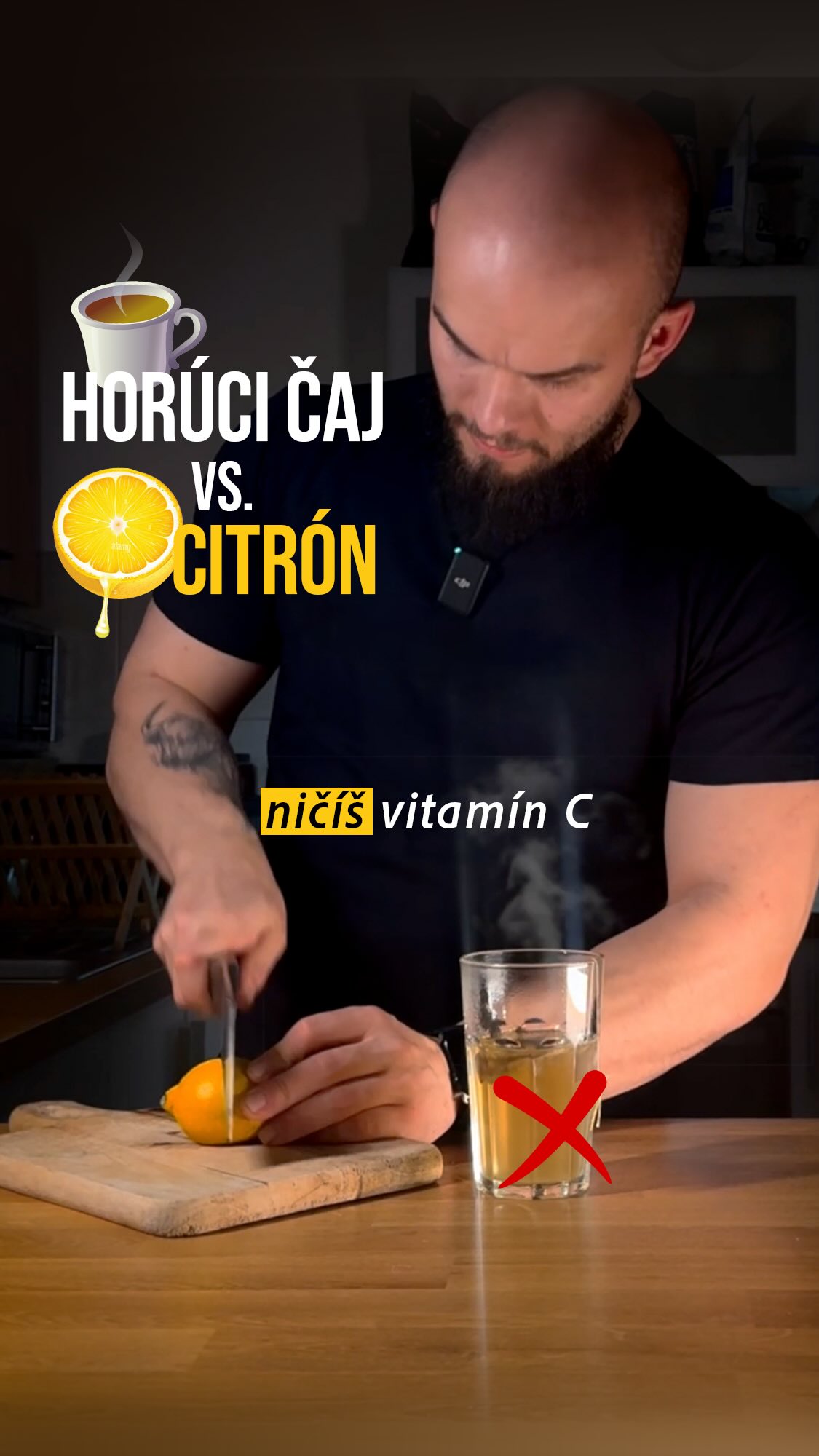 Nikomu nehovorím, že nesmie piť 🍵 horúci čaj s citrónom a medom, dobre?😄 Viem, že mnohí to majú ako rituál spojený so ❄️ zimným obdobím. Len som chcel dať do povedomia pár faktov. Takže keď už ti pôjde o ten vitamín C, či už preventívne pre telo cez náchylnejšie zimné obdobie, alebo už ak si chorý 🤧, tak odporúčam:
- Zvoliť a zaradiť bohatšie zdroje potravín na vitamín C ako sa spoliehať len na citrónik 🍋
- Nepiecť, nevariť alebo nezalievať horúcou vodou akýkoľvek zdroj vitamínu C kvôli jeho termolabilite 🌡️
- Zaradiť doplnok výživy s obsahom vitamínu C 💊.
(Ideálne s postupným uvoľňovaním 😉)
Jedná sa o minimálnu položku a cez ❄️zimu sa naozaj hodí, kedže zeleniny a ovocia je častokrát v jedálničkoch menej v tomto období 😉.
#vitamin #vitaminy #vitaminc #caj #zima #nemoc #zdravie #med #doplnky #slovakfitness #namaximumsk #zaujimavosti #citron