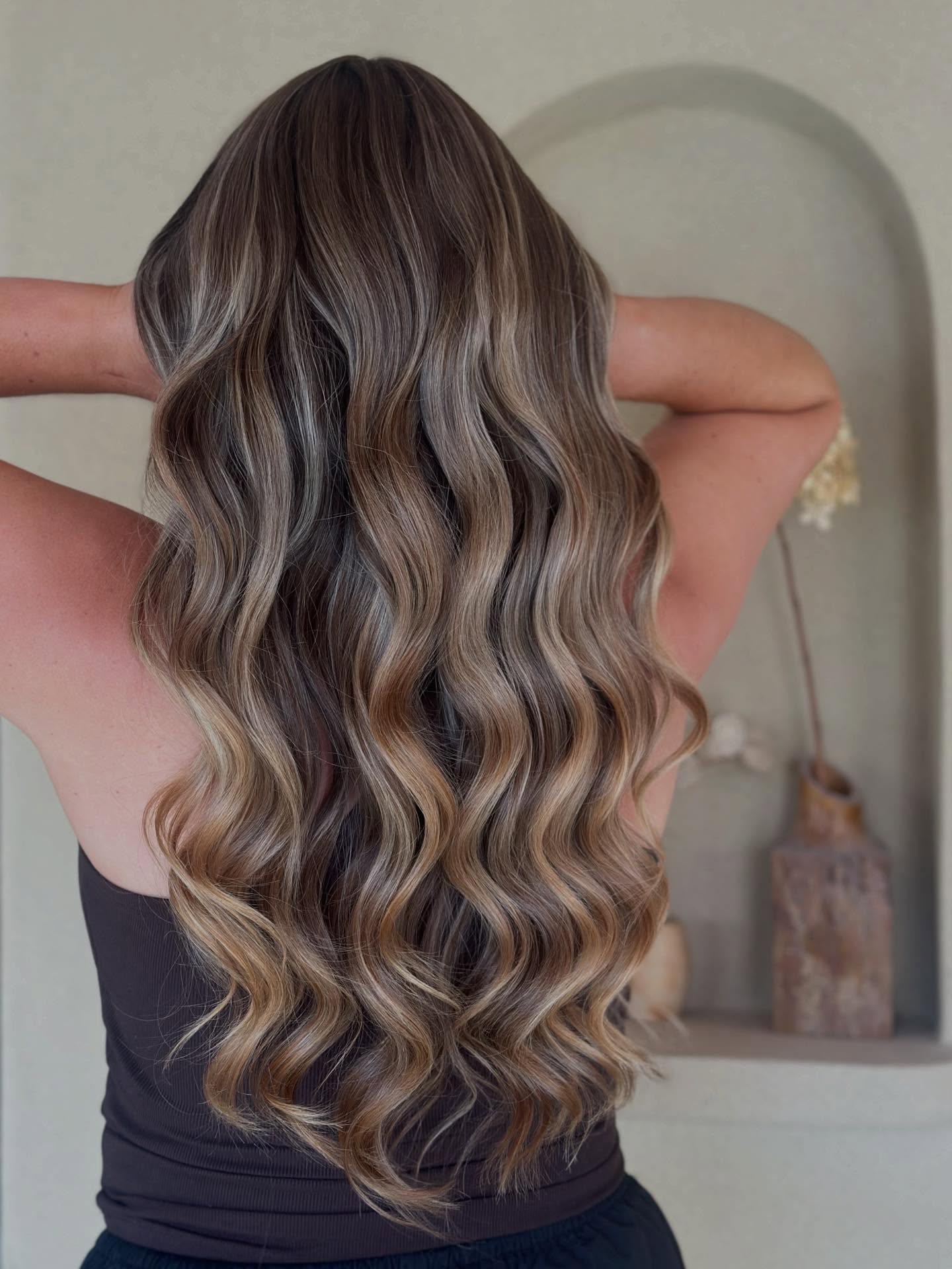 Soft glam waves with an effortless, glossy finish.
simple, polished, and beautifully understated🪽
Styled by Maddie
#hairstylist #yuduyuhairsalon #youdoyou #sustainablesalons #tamakimakaurau #waihekehairsalon