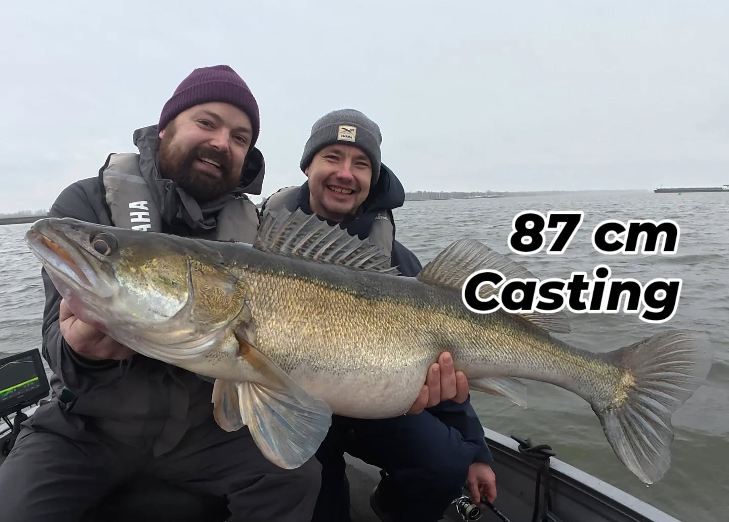 🏆 Legends Tournament Highlight 🏆
A true display of skill on Hollands Diep! 🎣
Our guest Jorn secured 2nd place with a magnificent 87 cm zander — not pelagic, not vertical, but in the noblest way possible: casting. Pure mastery, pure passion.
👏 A well-deserved podium. Congratulations, Jorn!
👉 Discover the full results (for now!) here: lurefishingguide.com/legends-tournament
#yamahaprofishing #batterylabs #stcroixrods #spro #ufxfishing #LureFishingGuide #hollandsdiep