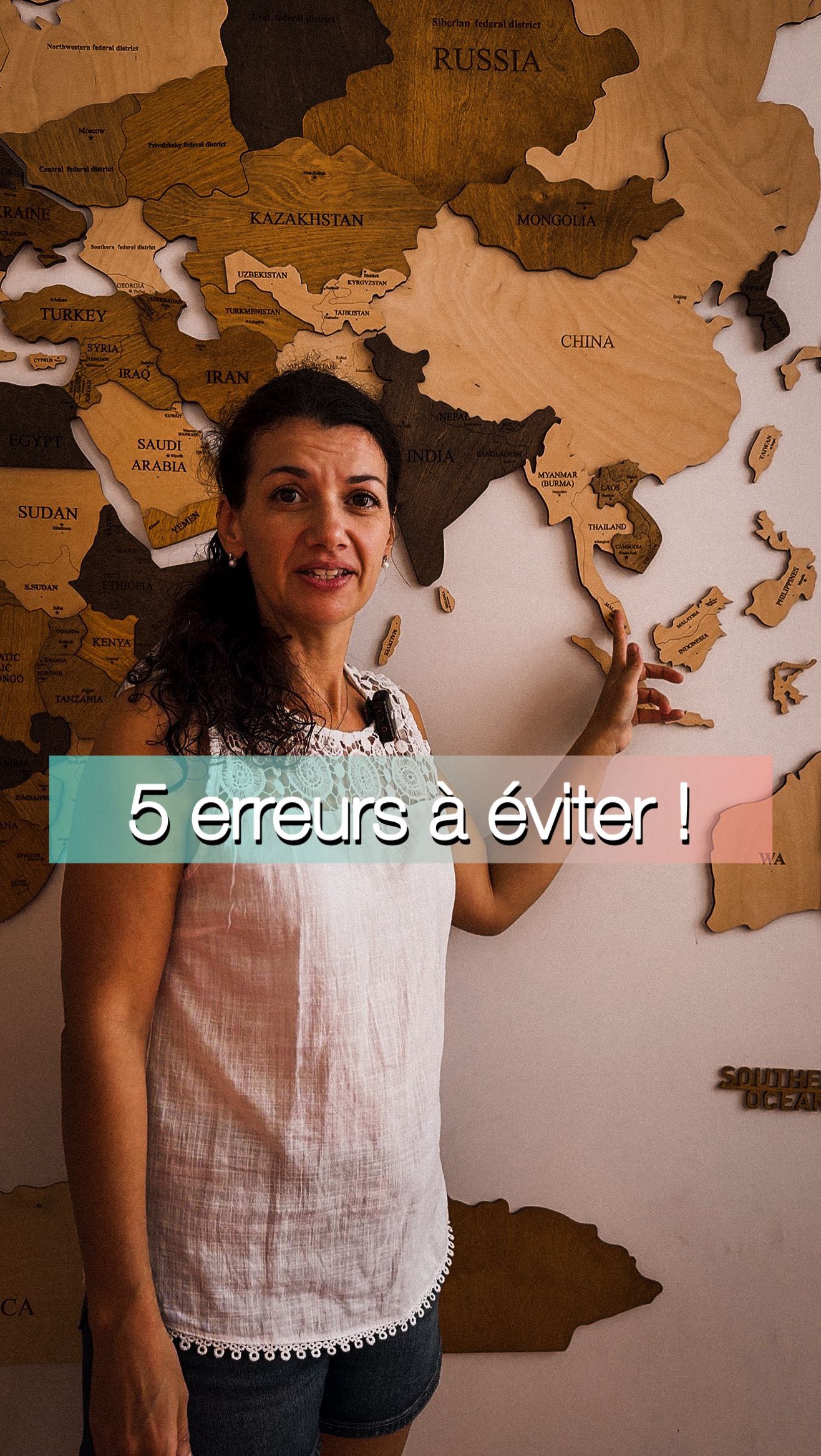 ➡️ Sauvegarde ce post pour ton futur voyage en Malaisie 🇲🇾
Tu sais, la Malaisie est un pays incroyable…
Mais si tu ne connais pas les petites subtilités locales, tu peux vite exploser ton budget sans t’en rendre compte 😅
Je te partage donc 5 erreurs que je vois tout le temps chez les voyageurs, et qui peuvent vraiment te coûter cher (ou te gâcher une journée 🙈).
Le but : que toi, tu partes l’esprit léger et sans mauvaise surprise 🌴✨
👉 Grab au lieu des taxis
👉 Évite les périodes de grosses moussons, surtout sur les îles !
👉 Change ton argent… mais JAMAIS à l’aéroport
👉 Distances sous-estimées
👉 Hôtels à réserver tôt (surtout l’été !)
Crois-moi : rien qu’en évitant ces 5 points, ton voyage sera déjà beaucoup plus fluide ❤️
➡️ Et si tu veux un itinéraire sur mesure, pensé pour toi : écris-moi en DM ✨