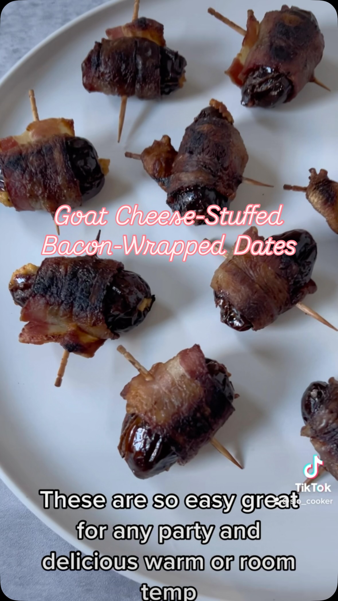 3 ingredients. 4 steps. The most delicious easy appetizer for Christmas gatherings! We have these every year and they’re always a hit. #food #christmas #recipe #appetizer #bacon