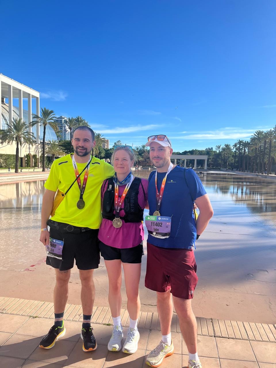 Huge weekend for me and the team last races of the season!
3x🏅Valencia marathon
3x 🏅Christmas 10k
1x 🏅trail race