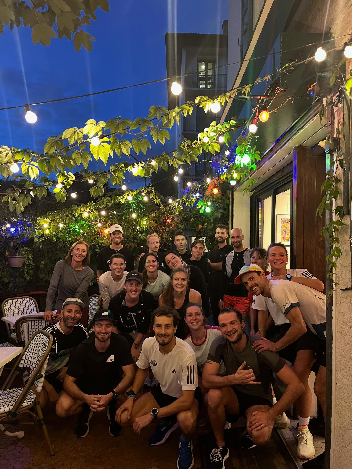 Lundi pro c’est le retour du run sauvage et cette fois-ci il fera beau ! Pas d’excuses pour enfiler ses baskets ! 🏃
Spécial guest pour l’occasion : le coach mental Clement Merot, pour échanger avec vous sur son travail et sa pratique. Préparez vos questions ! 💬
Rendez-vous à 18h30 au Bistro Sauvage pour une petite boucle ! 🌖
Au programme: courir, échanger et boire un coup ! 🍻
📷 @floupictures