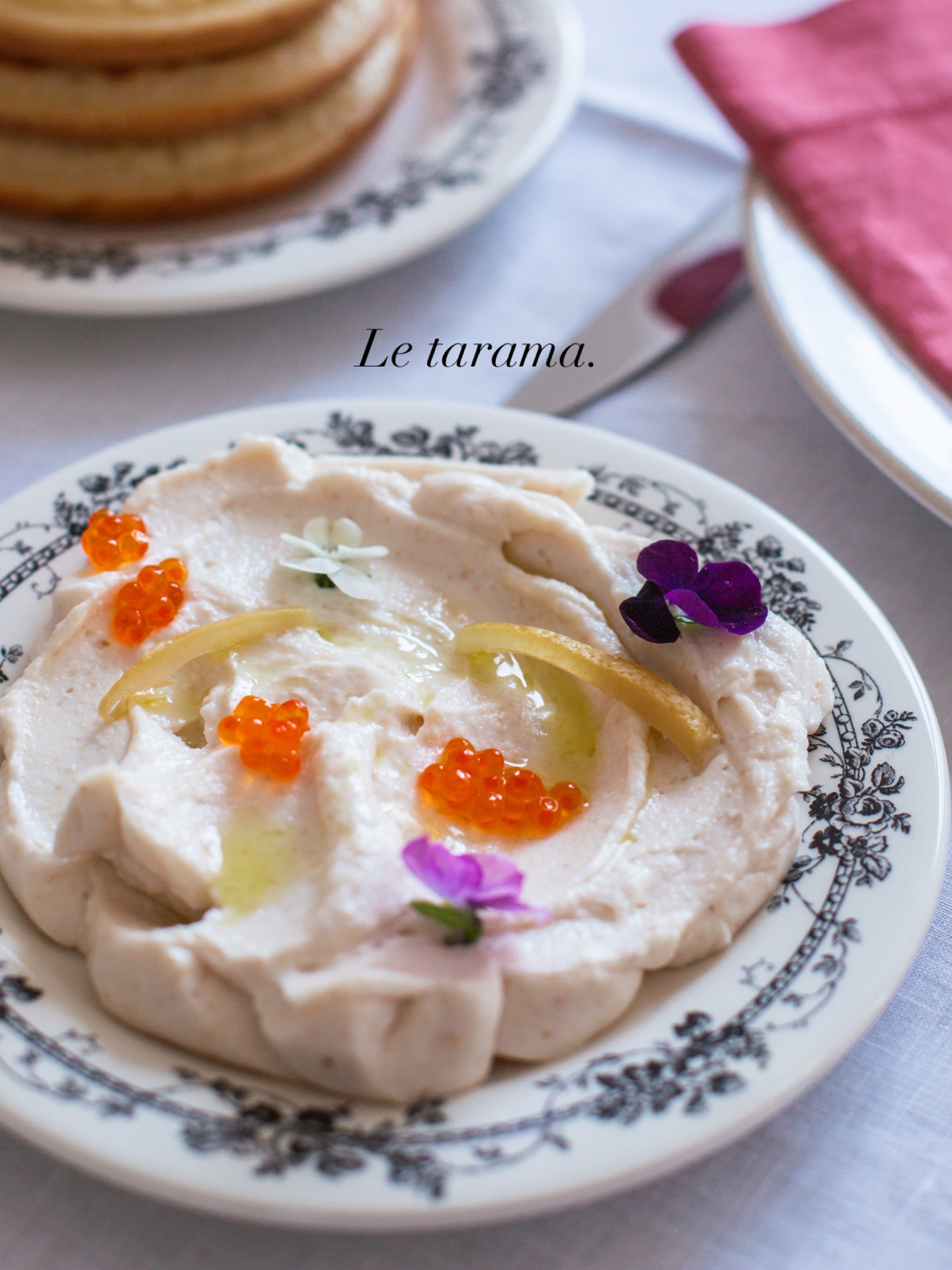 🏆 Le trio grec gagnant🏆
🌍 Meilleur TARAMA du monde.
☁️ BLINIS nuage maison.
🐟 BOUTARGUE d’excellence @trikalinosbottarga .
Qui a dit que c’était compliqué d’organiser le repas des fêtes? 🍾
#evievane #tarama #traiteurgrec #bestgreekfood