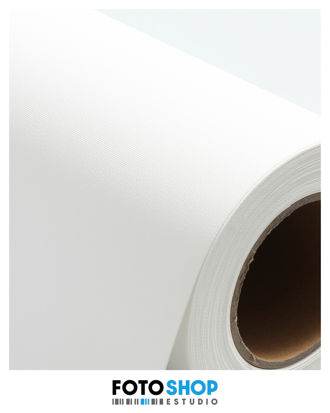 Textura uniforme, luz controlada.
#FotoShopEstudio #FotografiaProfesional #Backdrops #EstudioFotografico #ControlDeLuz #SetDeEstudio #ProduccionVisual #EcommerceChile #ProductPhotography