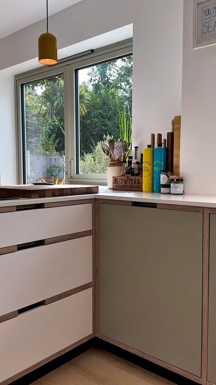 Come along with us for a tour of Felton House, at its heart we fitted a bright, functional kitchen that captures what Weber Creative Interiors is all about.
If you’re thinking about updating your home this winter, get in touch. We’d love to help bring your space to life.
#WeberCreativeInteriors #BespokeCarpentry #DorsetHomes