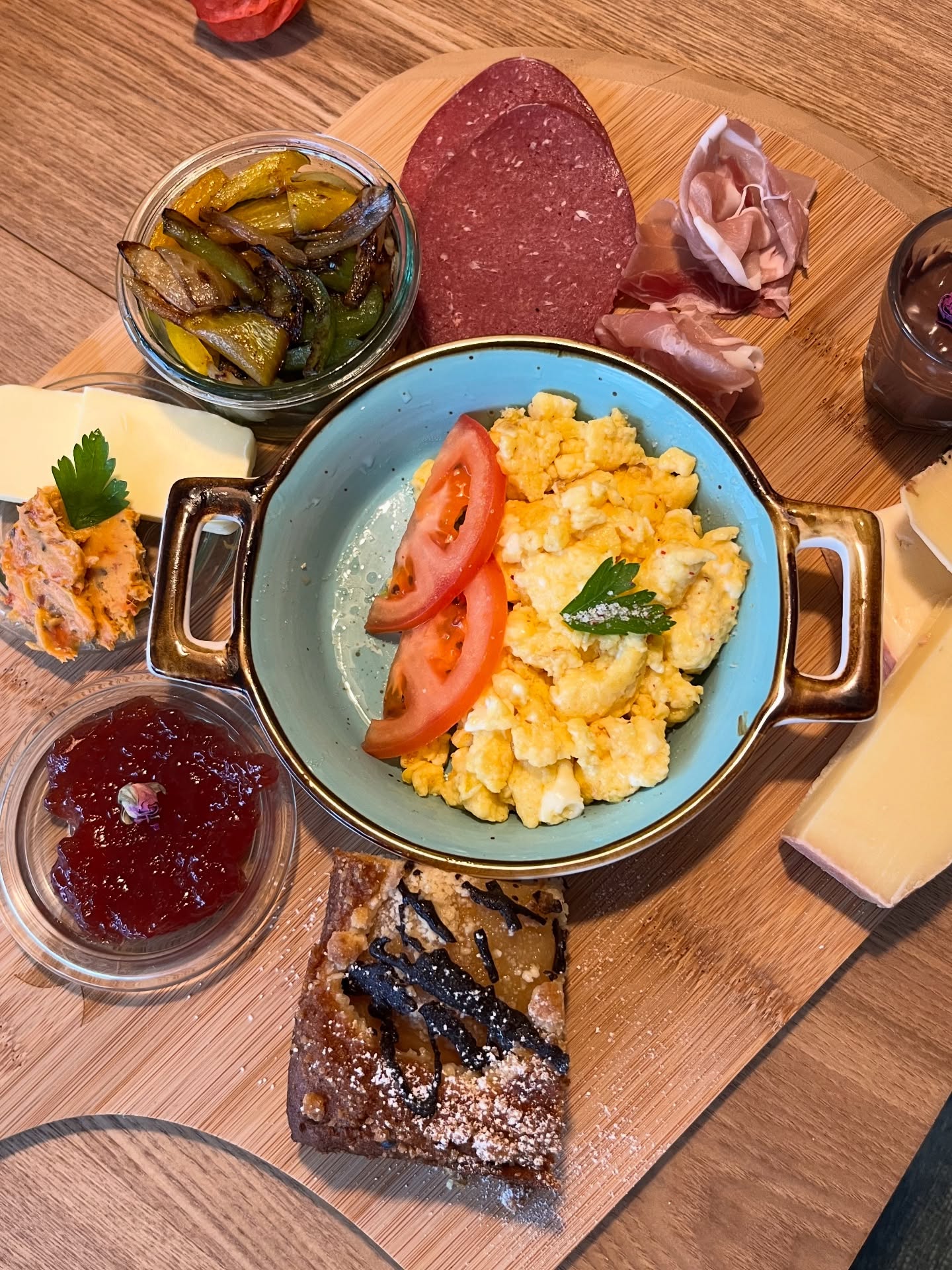 Der beste Start in den Tag oder auch zum Mittag: das BRUNSWIG 1871 Frühstück geht immer! #brunswig1871 # frühstücken #leckeresfrühstück #frühstücksliebe #stormarnbeglückt