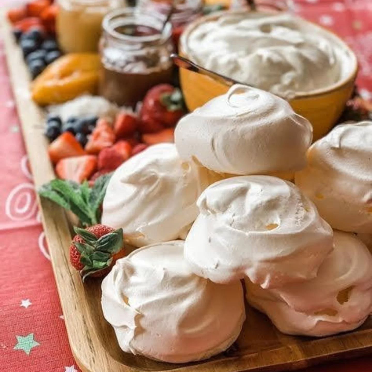 To truly see the value in what you prepare, cook and serve to the people you love 🤍
Take the humble traditional pavlova as a perfect example. Often dismissed as “just dessert”… yet when made mindfully, it can hold both joy and nourishment.
Organic egg whites whipped into a light, airy meringue ✨
Yes, sugar (not the hero, but part of tradition)
Clotted, cultured organic cream for gut-loving fats
House-made berry coulis from fresh berries
Finished with seasonal fruit and a drizzle of agave
Egg whites bring protein, berries deliver antioxidants, vitamins and fibre, and cultured cream offers beneficial fats when enjoyed in balance 🍓
It’s not about perfection — it’s about intention, quality ingredients and respect for tradition.
Simple? Yes.
Mindless? Never.
Dessert doesn’t have to be the villain when it’s made with care, connection and real food.
That’s the beauty of cooking with purpose. ✨
#dessert
#mindfuleating
#grazingtablesandcheeseboards