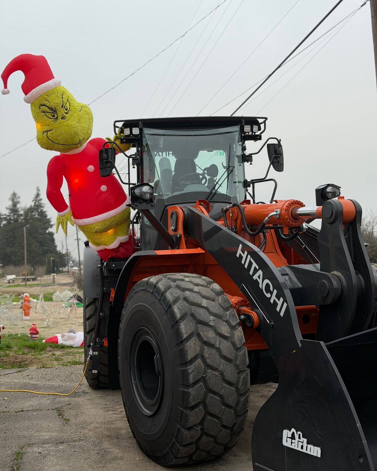 The Grinch showed up… and went straight for the Hitachi ZW310.
Can’t blame him! with 0% for 60 months available through year-end, it’s the best time to upgrade your fleet.
Whether you’re loading presents, stockpiling, or running aggregate yards, the ZW310 delivers power, visibility, and low operating cost the Grinch wishes he could steal. 😆🎄
#HitachiConstruction #HitachiZW310 #ZW310WheelLoader #WheelLoader #PSMBucket #GartonCo #CaliforniaHitachiDealer #HeavyEquipment #ConstructionEquipment #DirtLife #Earthmoving #QuarryLife #ContractorDeals #YearEndFinancing #0PercentFor60Months #ConstructionBusiness #HolidayDeals #GrinchTakeover #EquipmentSales