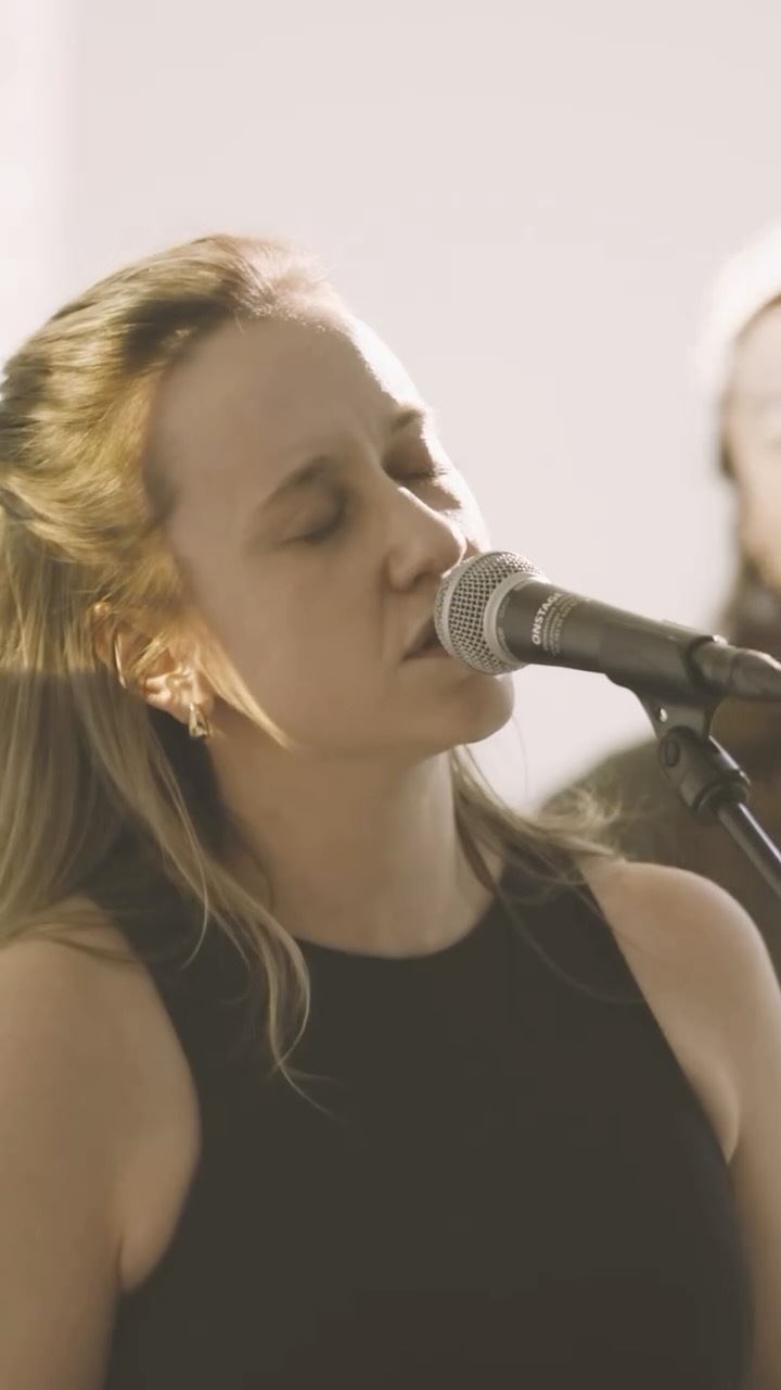 Wouldn’t you agree that it would be nice to hear more from them? 😎 @annakaenzig x @egopushermusic x @jamesgruntz
The full version is available on YouTube!
July 2025 @festivaldajazz @stmoritz
The Hidden Sessions are presented by EFG
🎬 @filippogiani_media