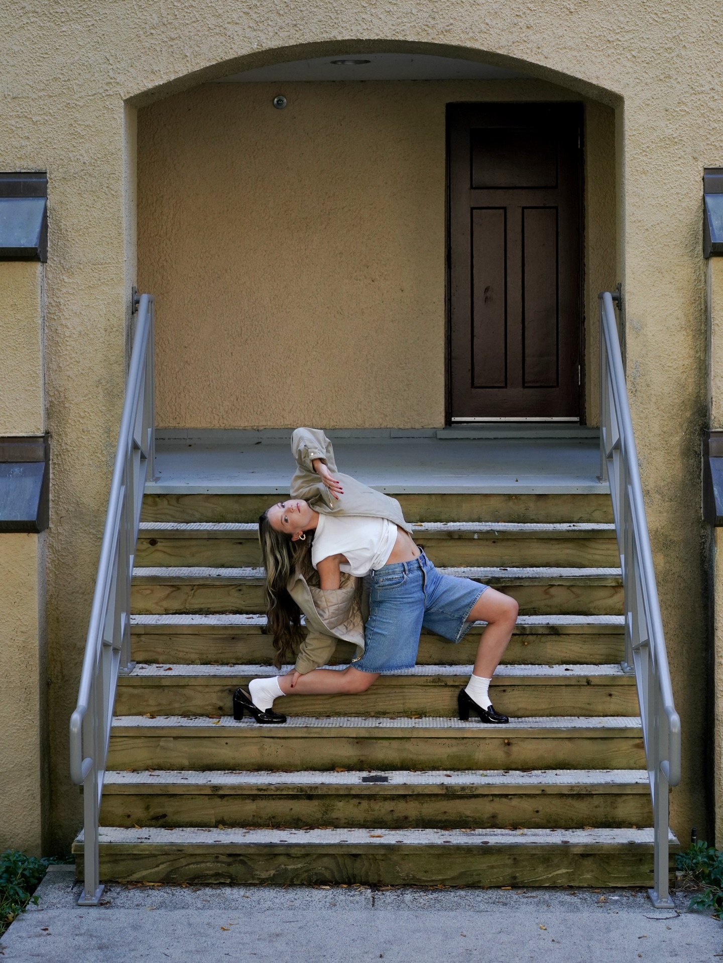 Introducing: MADDIE LEHMAN ⭐️
🎓 4th year in B+MM Psychology
Hometown: White Rock, BC
Years dancing: 19
Year on team: 1st
📸 @jamiesamoyloff