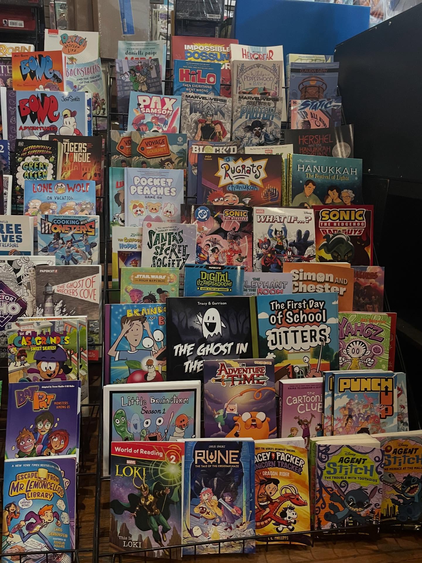 We are please to announce our partnership with @zeppelin_comics in Benicia! We love supporting local comic books stores! Come check out our books! @little.brainstorm @school_psych_gamer @justindtracy