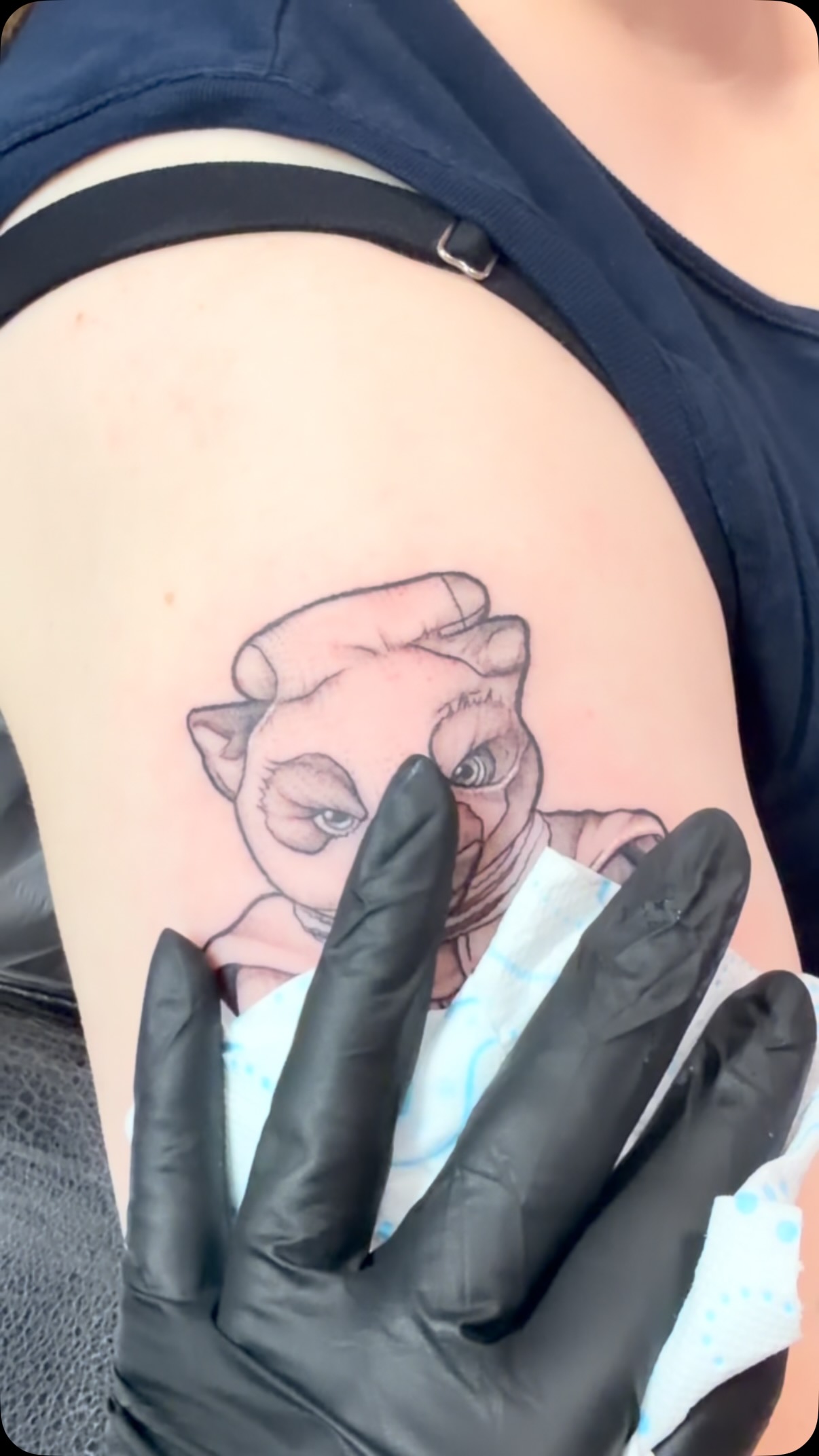 If you know this film, we can definitely be friends! 🧡🦊
.
.
.
.
.
.
#wesanderson #wesandersonfilm #fantasticmrfox #film #filmtattoo #fun
#tattoo #tattoos #stowmarket #ink #inked #getinked #girlswhotattoo #tattooist #art #femaletattooist #gettattooed #prettyinink #Suffolk #girlswithtattoos #tatts #lgbtsafespace #dowhatyoulove #follow #femalerun #safespace #tattoosarecoolandyouknowit