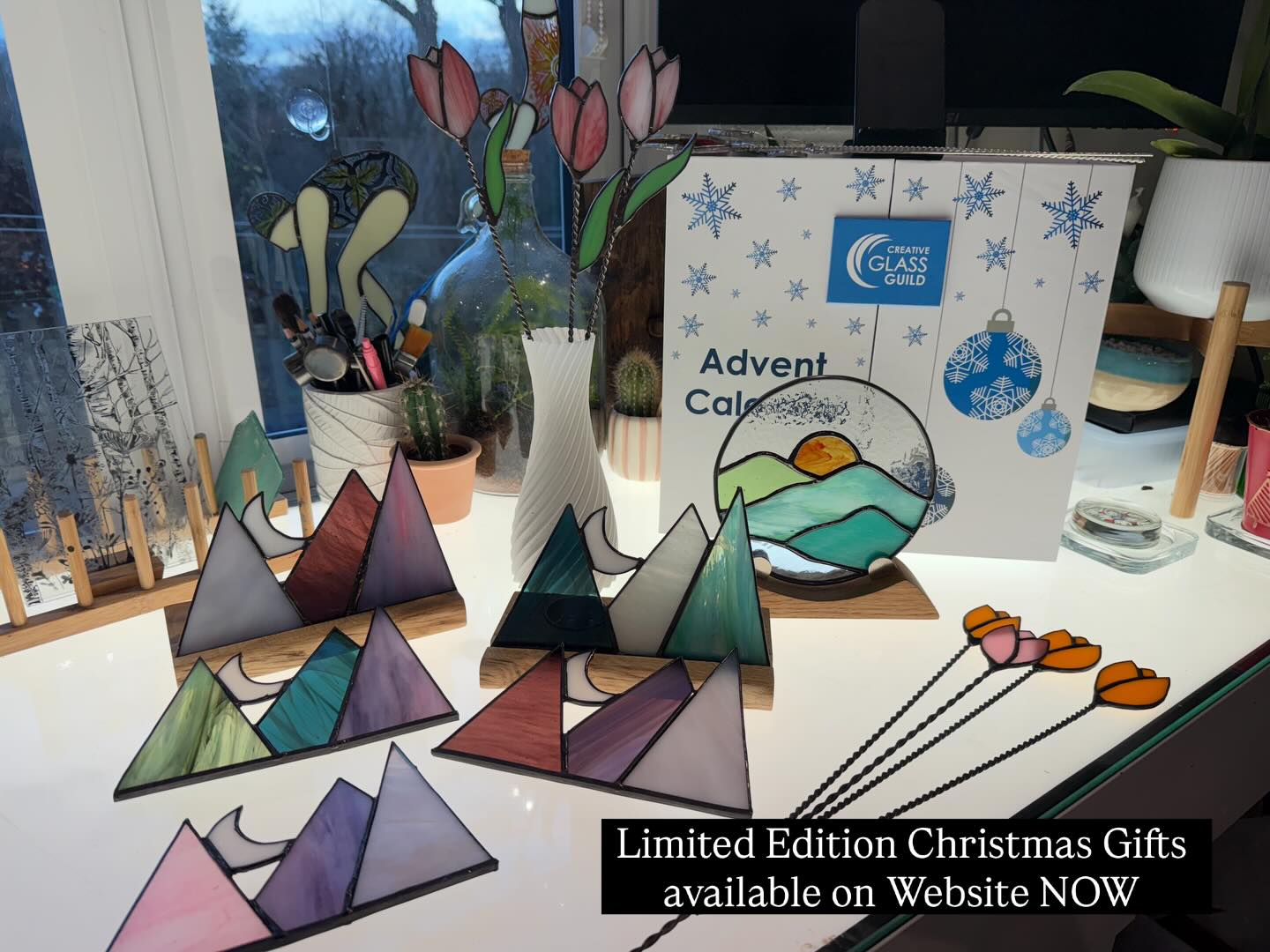 🎄 🎁 UP YOUR GIFTING GAME! Limited Christmas Gift Stock drop available on website NOW! 🤶
🏔️ Happy International Mountain Day! (Who knew? @vernonkay & @bbcradio2 apparently!). And to celebrate, the view from my workshop has finally reappeared after what feels like an age of cloud and rain!
Now, did you miss our Christmas deadline for made-to-order and bespoke pieces back in November, but would still love to give someone a unique and beautiful piece of stained glass this Christmas?
If so, head over to my website at the address below, or the link in my bio, to see a limited number of special pieces I’ve added today that were meant for festive artisan fairs, but I’ve decided to make available online instead. These can still be sent out in time for Christmas if you are quick, and as I announced this to my mailing list earlier today, some pieces have already sold. If you can’t get on right now, but have seen something you like already, drop me a message and if it’s still available, I might be able to reserve it for you?
https//www.NorthLakesStainedGlass.co.uk/category/available-now-for-christmas-delivery
Happy gifting!!
#stainedglassgifts #christmas #christmasgifts #glassart #ArtGifts #unique #glassartist #handmade #artisan #christmascraft #limitededition #mountains #lakes #cumbria #internationalmountainday #landscapes #cumbriancraft #landscapeart #glass #colours #flowers #botanicals #light
@edenvalleyartisticnetwork @contemporaryglasssociety @hare_hill_barn @rheged_centre @tulliecarlisle @arts_cumbria @visitkeswick @the_makers_mill @thehappyherdwick @stewartlavender @katelavender31 @craftsmenatthepriory @craftmarketkendal @wordsworthgrasmere @blackwellartsandcrafts @lakeland_arts