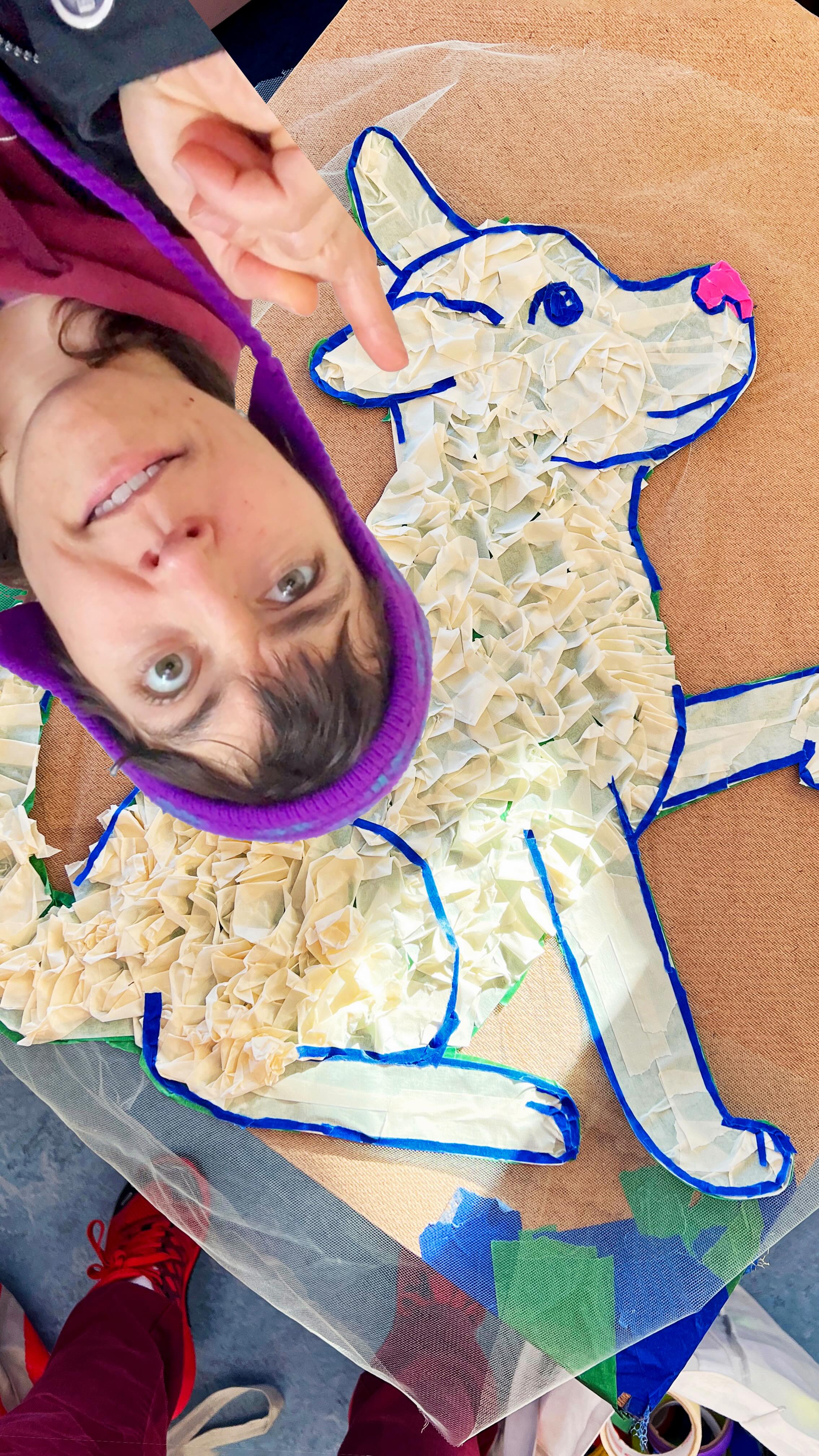 Drawing at the children’s hospital today. Everyone was very mature and didn’t ask for holiday stuff.
#tapeart #hospitalart #childrensart #artforgood #notchristmasyet